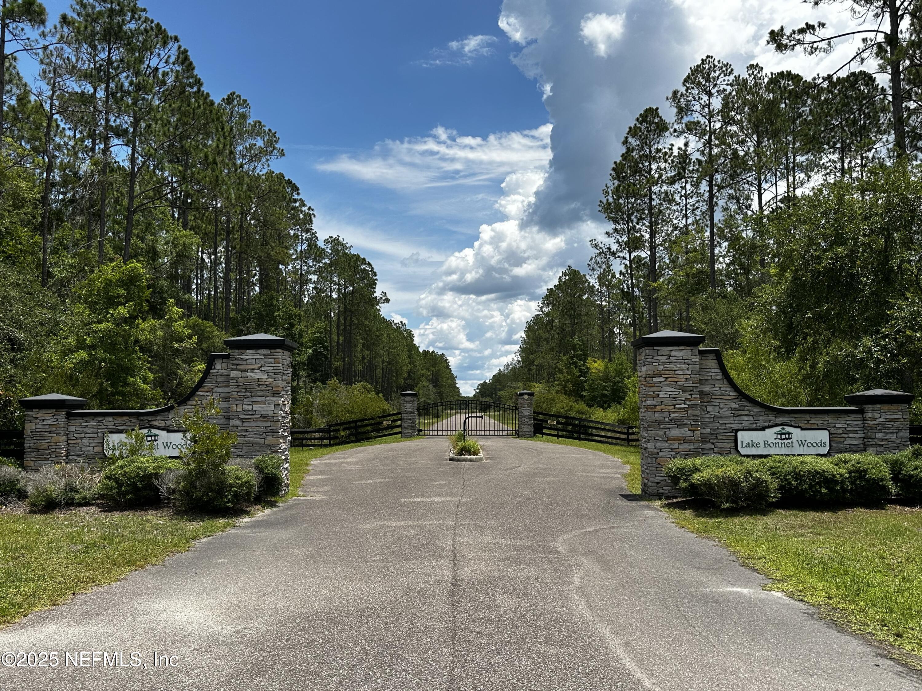 LOT 6 NE 69TH Place