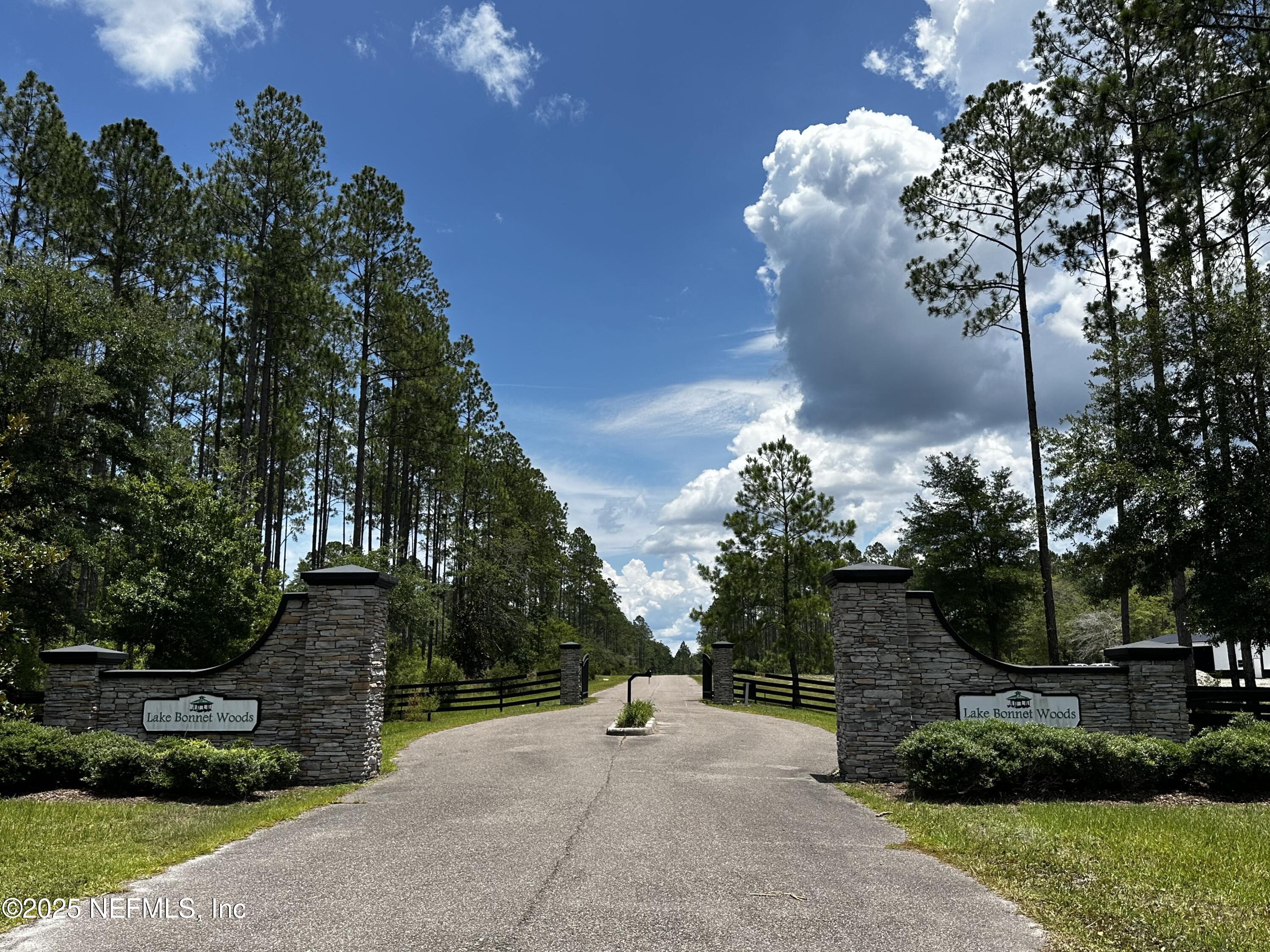 LOT 6 NE 69TH Place