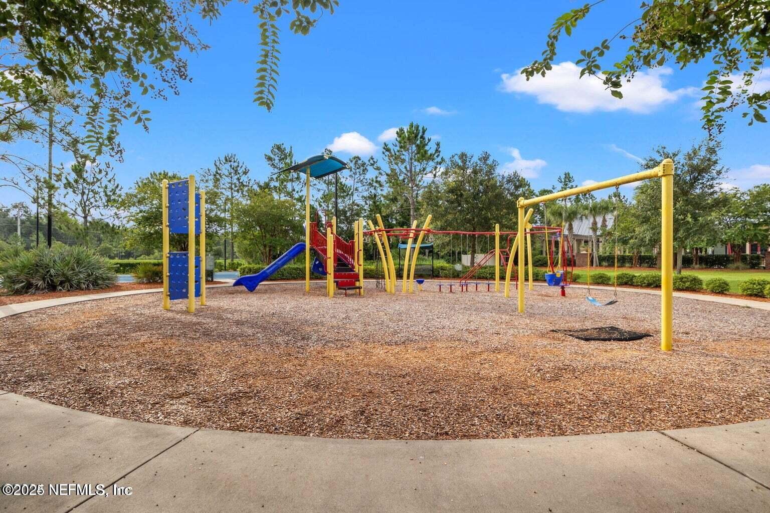 1563 W WINDY WILLOW Drive