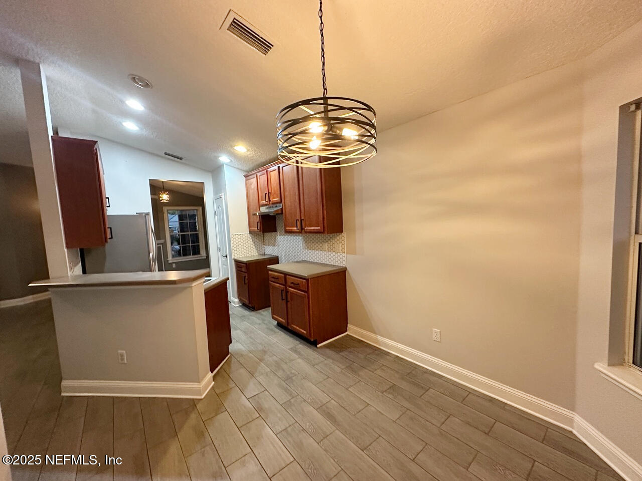 1563 W WINDY WILLOW Drive