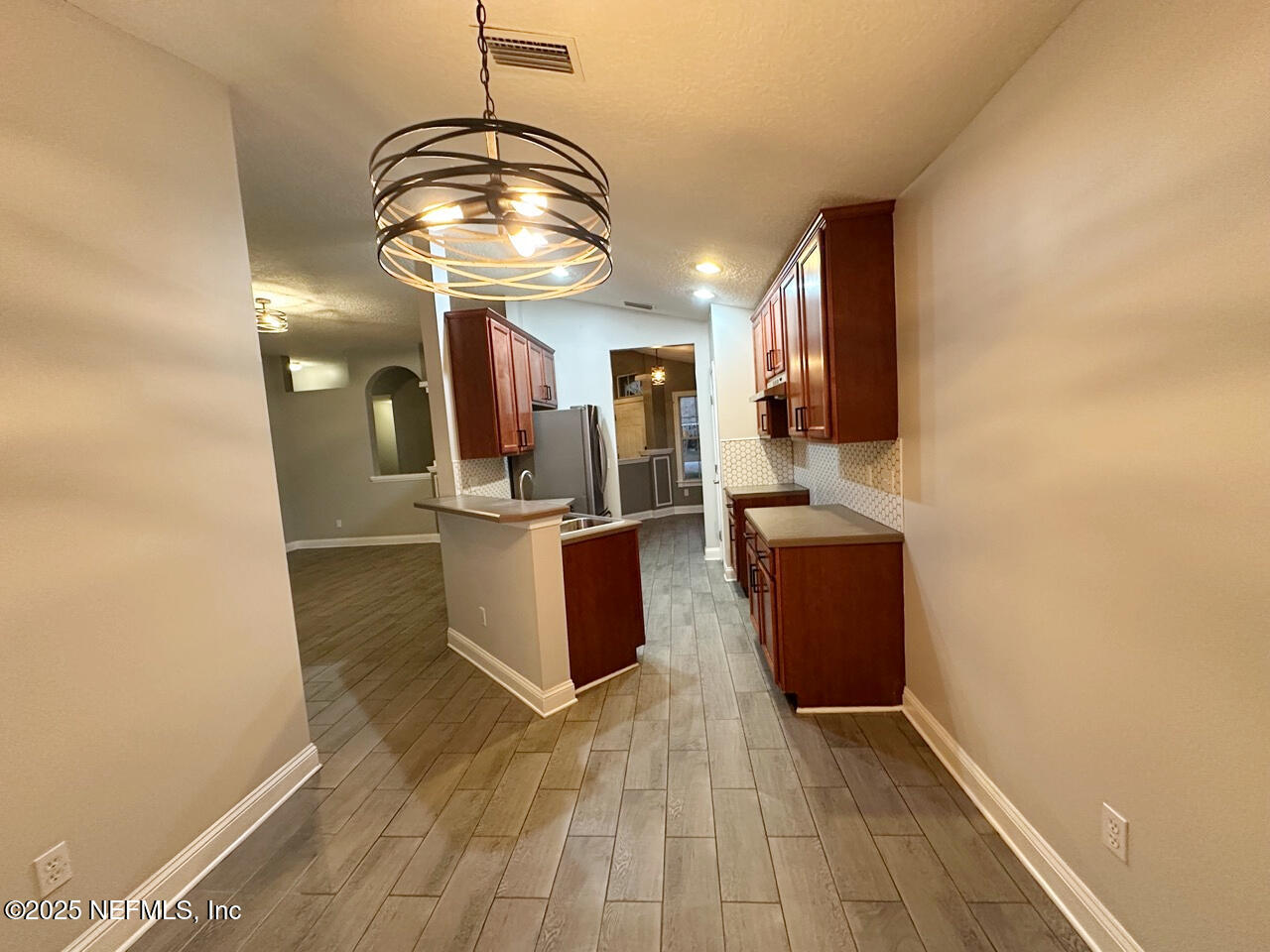 1563 W WINDY WILLOW Drive