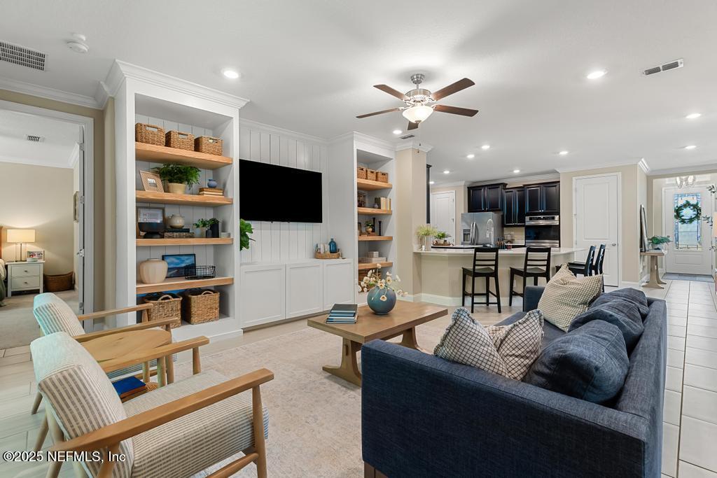 75100 WHITE RABBIT Avenue