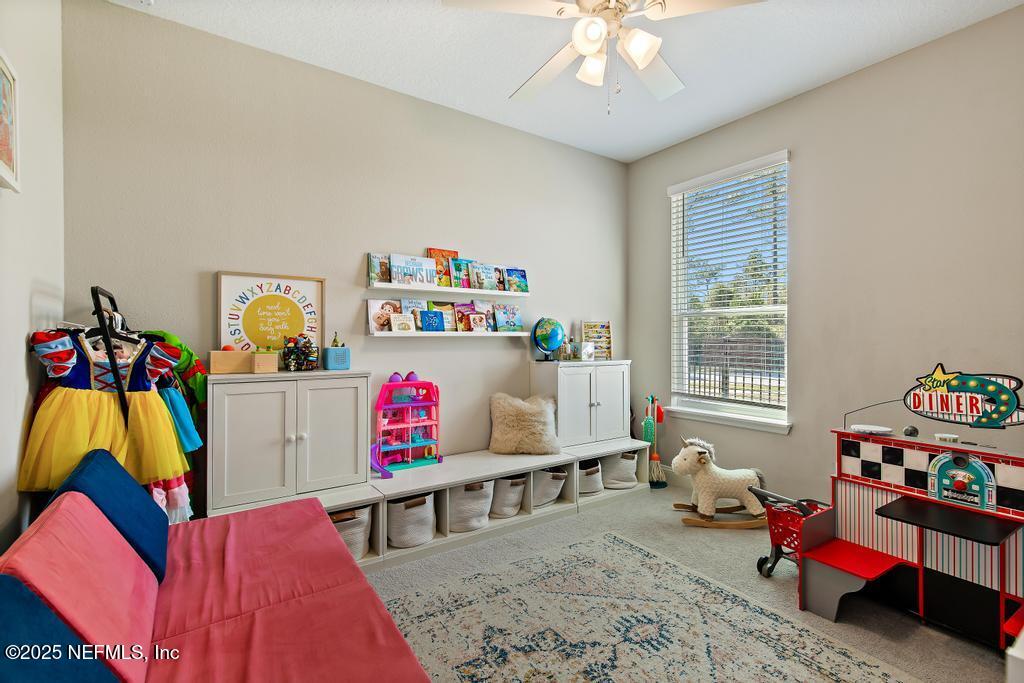 75100 WHITE RABBIT Avenue