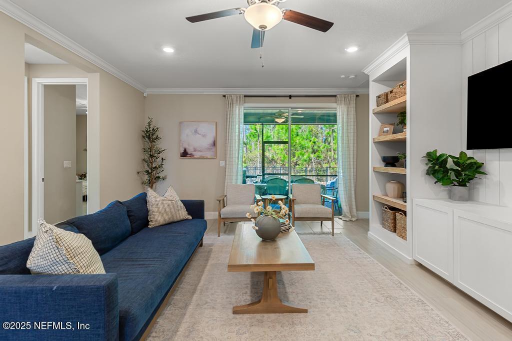 75100 WHITE RABBIT Avenue