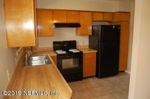 2939 LAKESIDE VILLA Drive, F