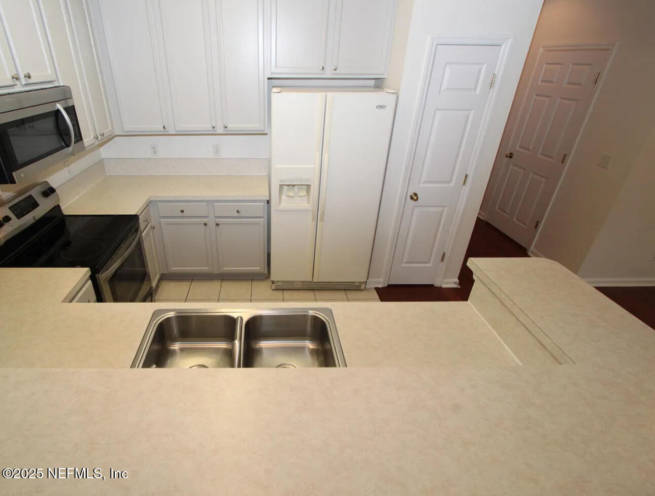 5967 ROCKY MOUNT Drive