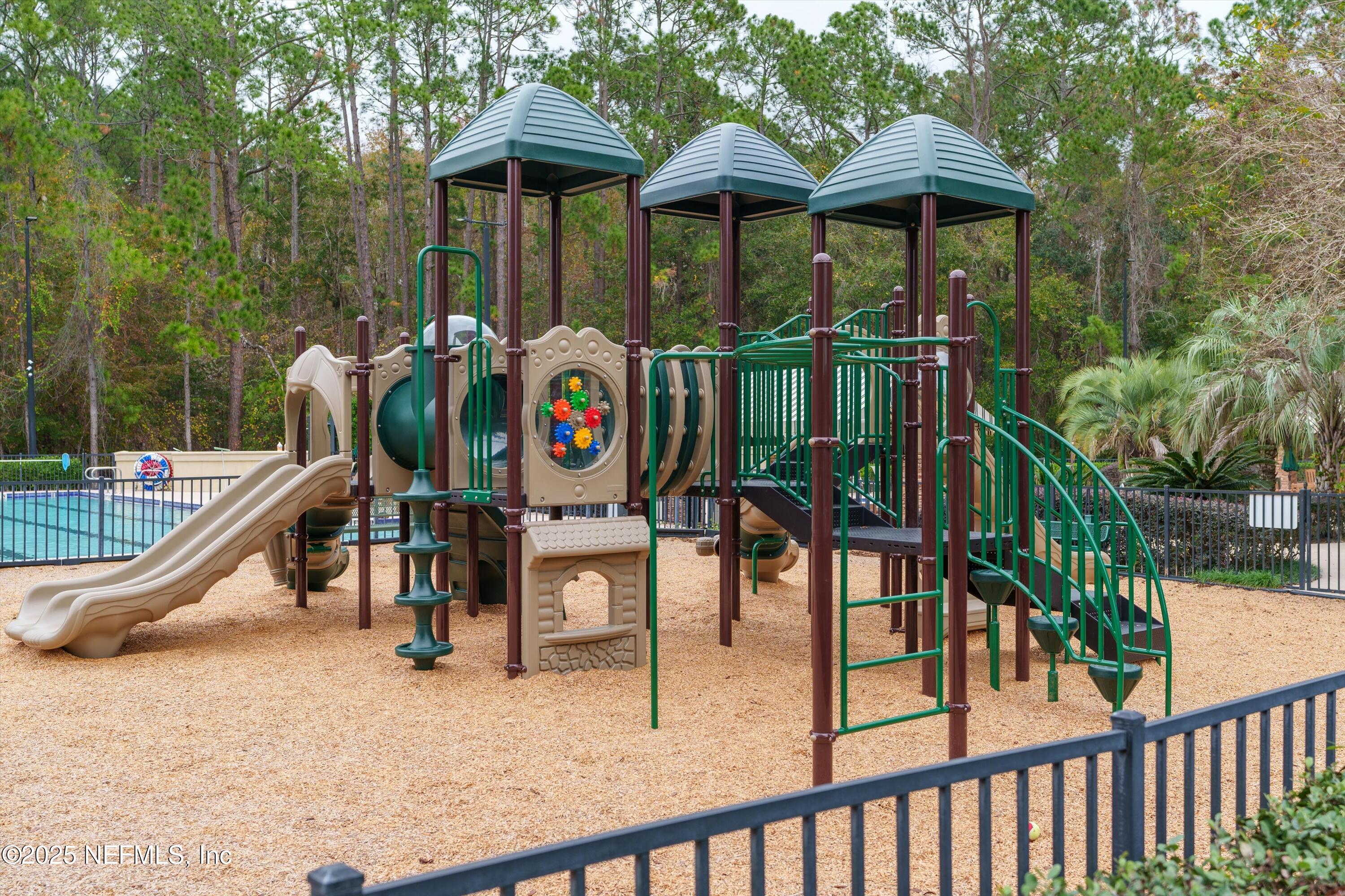 210 GREENVIEW LN, St. Augustine
