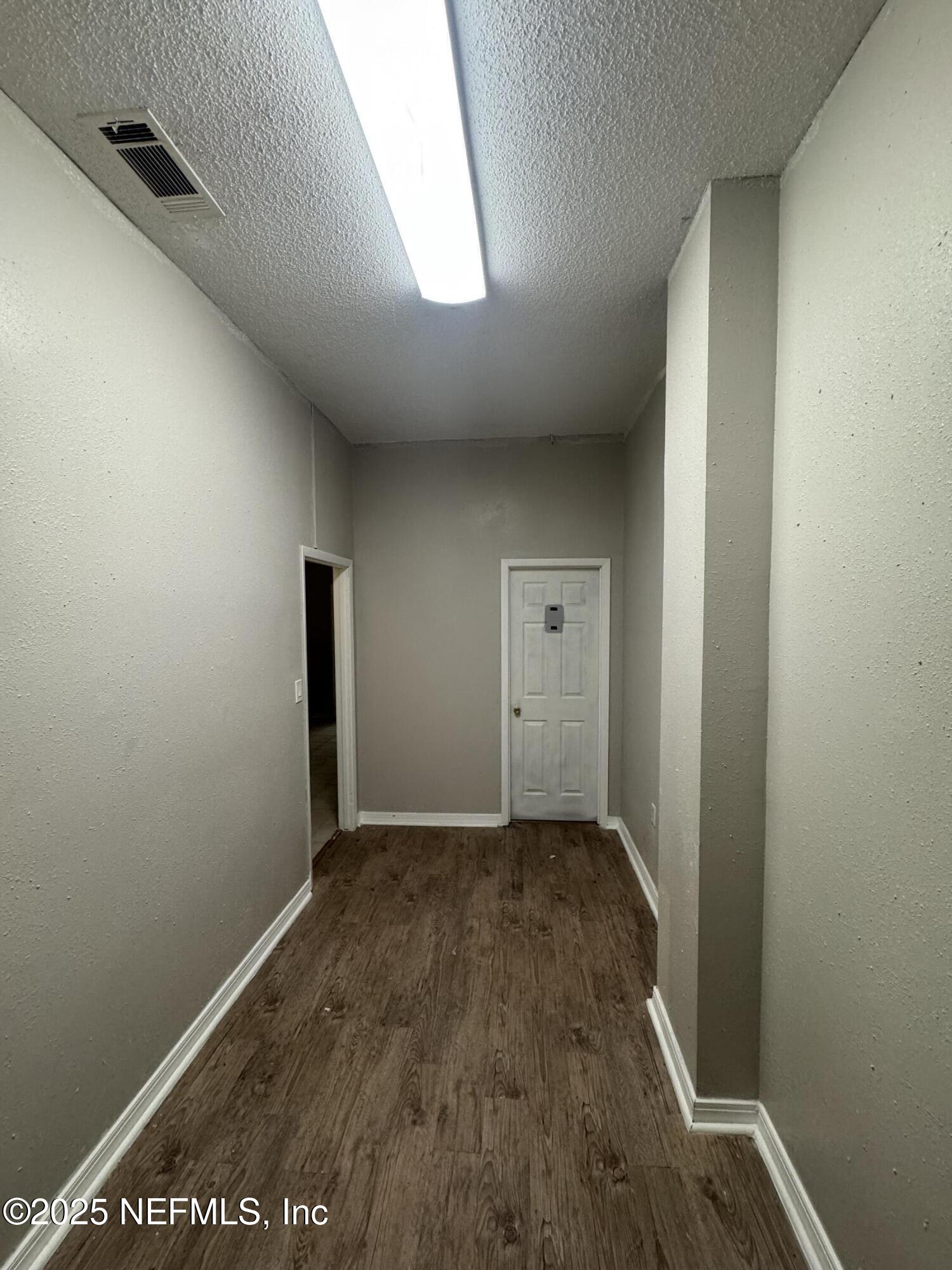 7727 BLANDING Boulevard