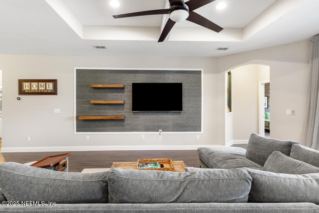95288 SNAPDRAGON Drive