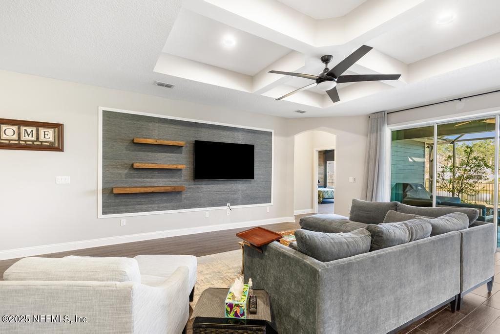 95288 SNAPDRAGON Drive