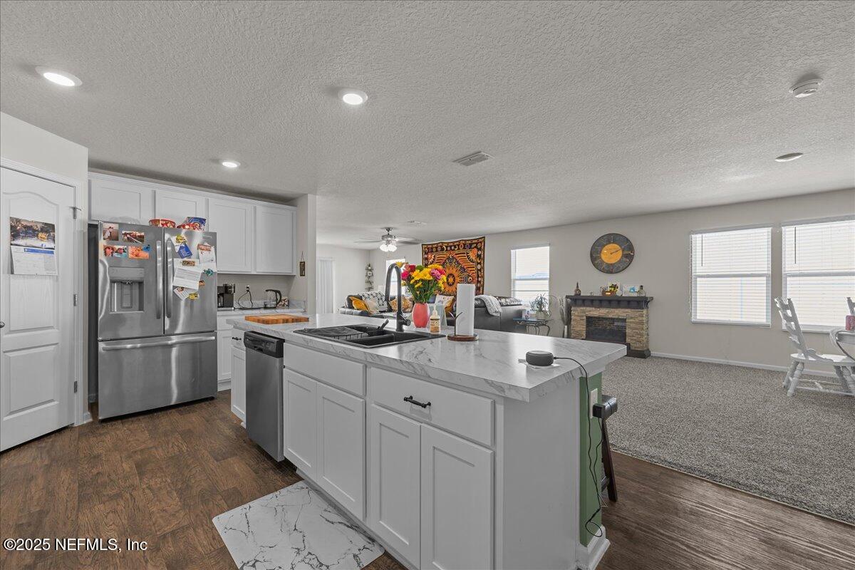 2361 FALLING STAR Lane