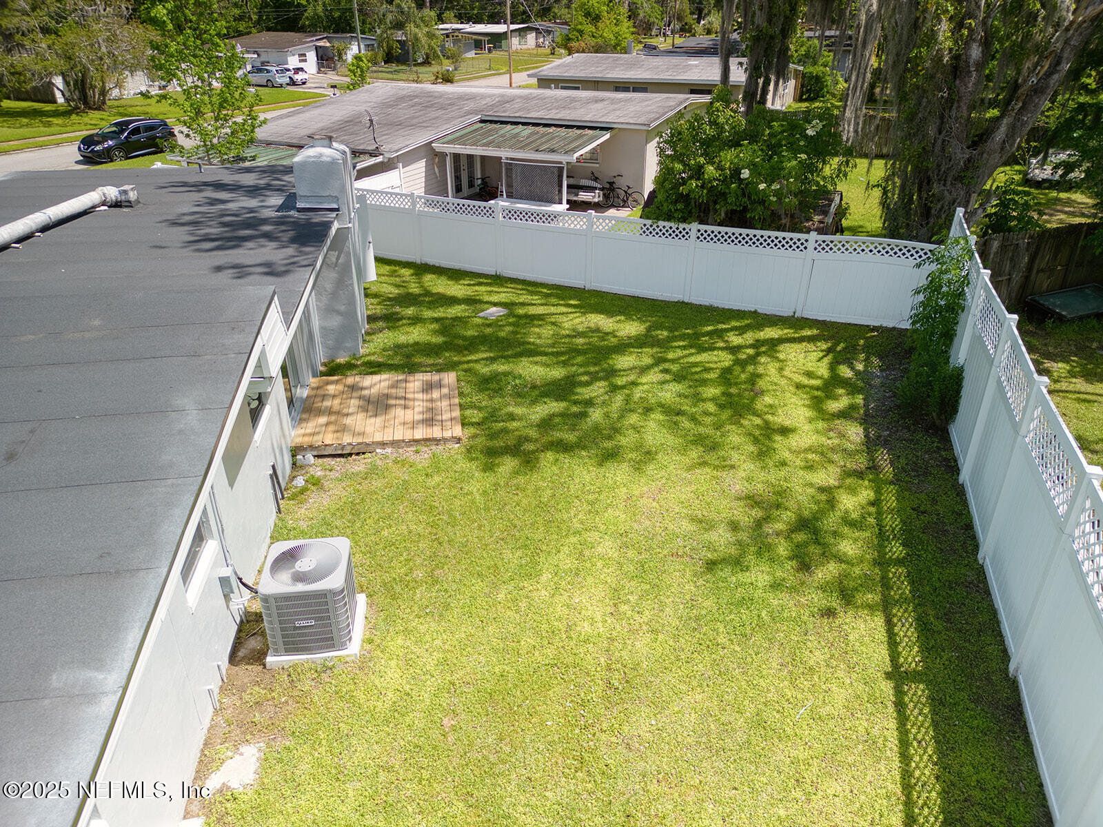 7054 DEAUVILLE Road