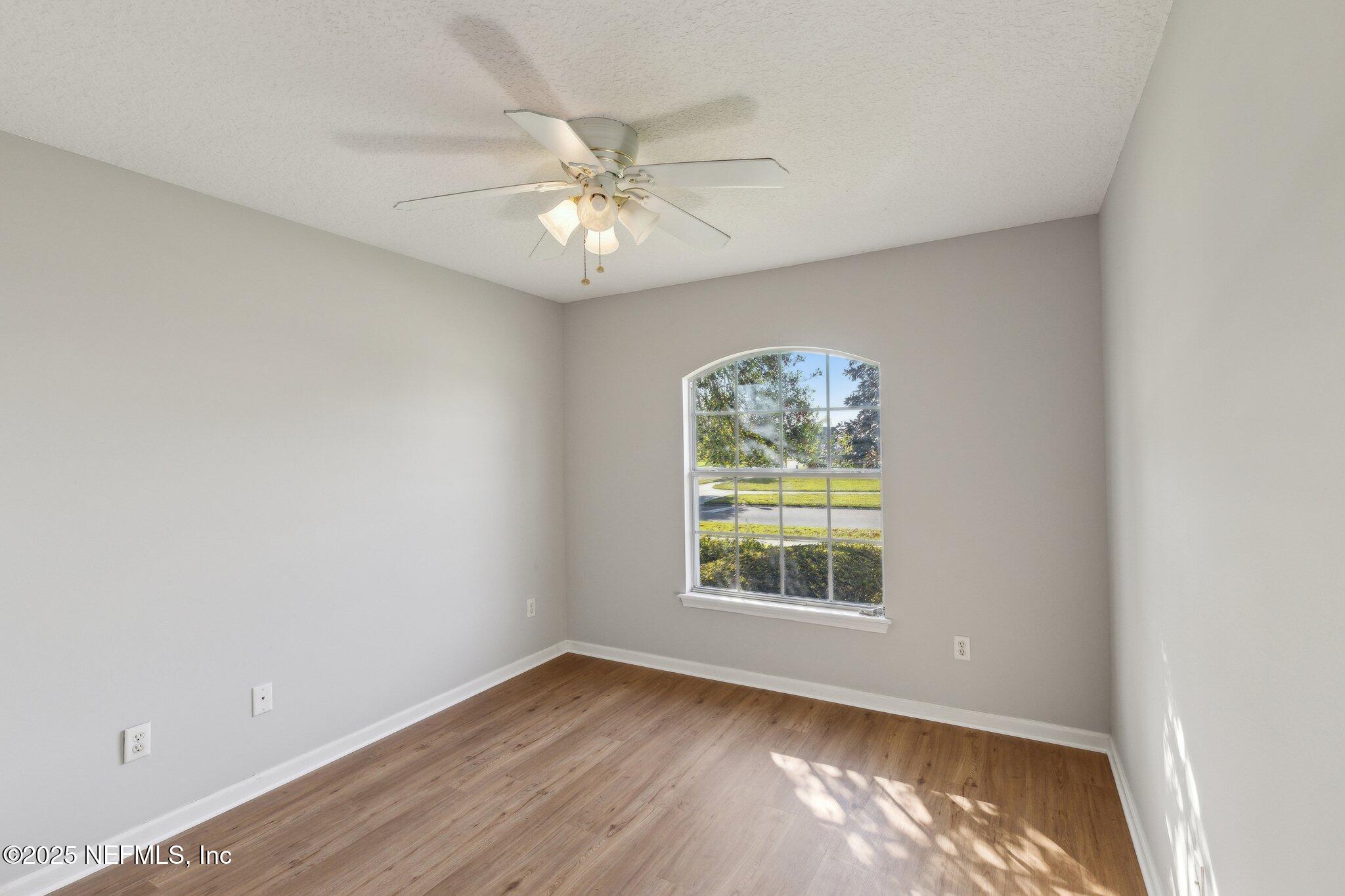 2423 ROYAL POINTE Drive