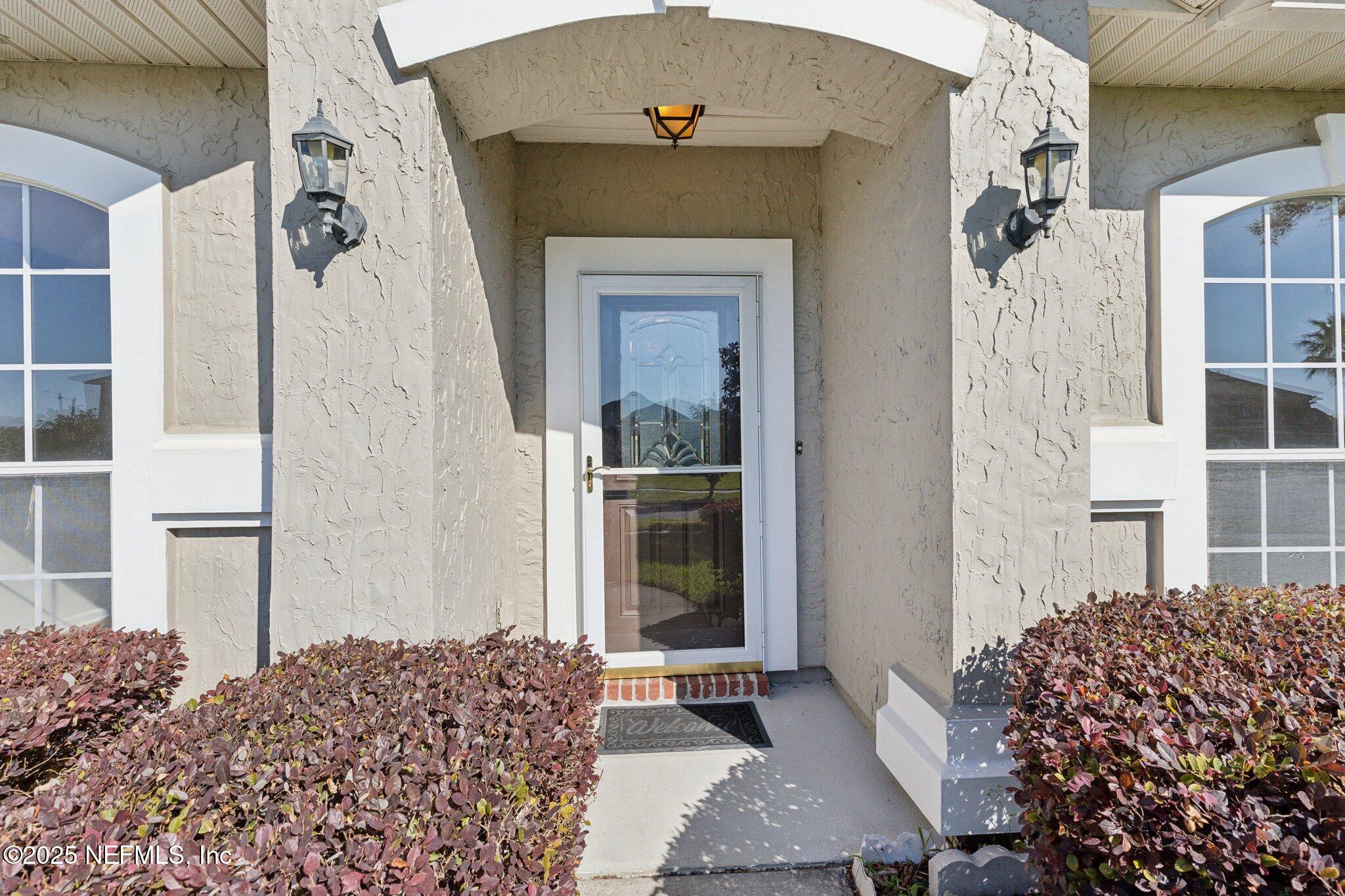 2423 ROYAL POINTE Drive