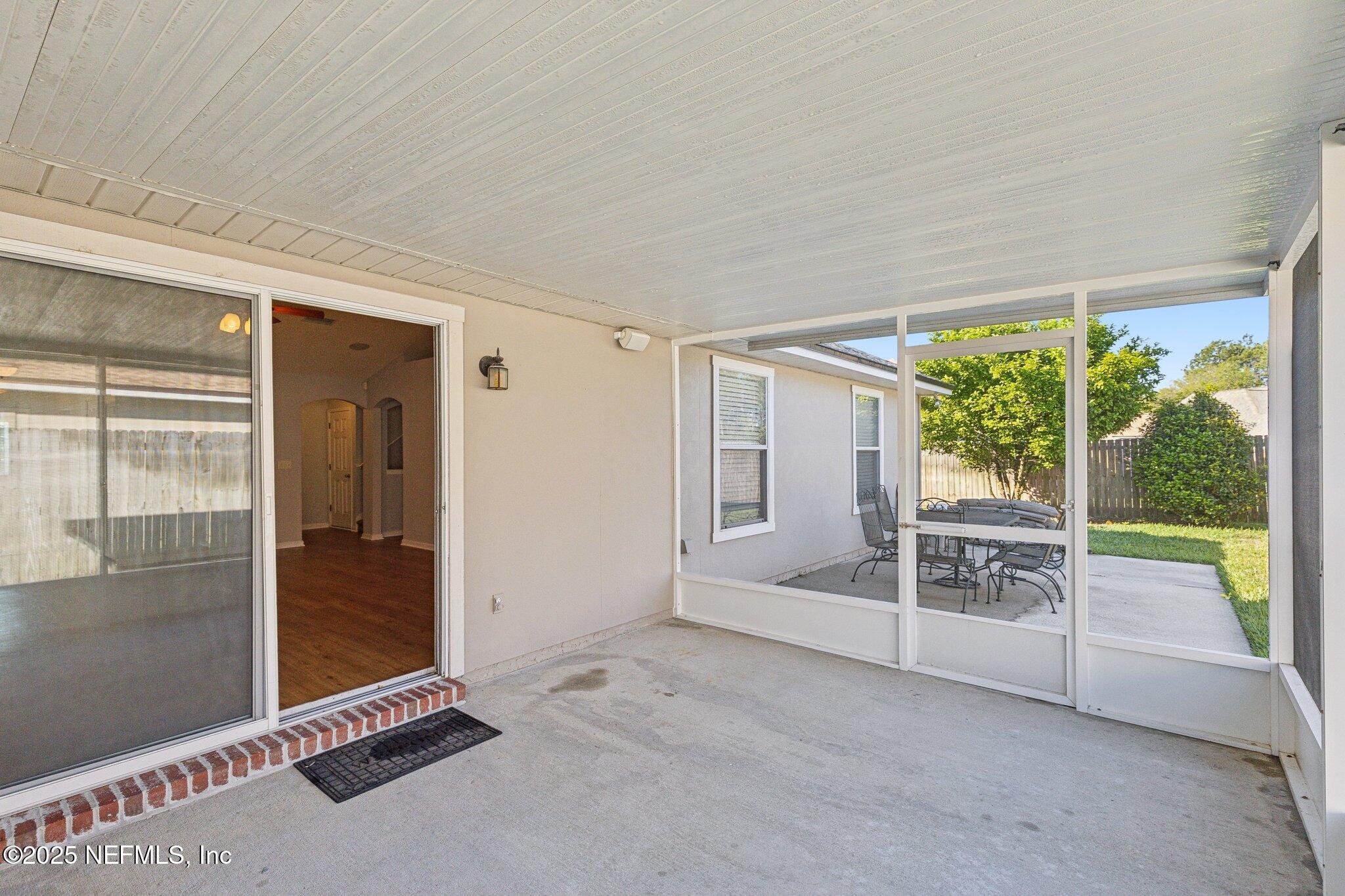 2423 ROYAL POINTE Drive