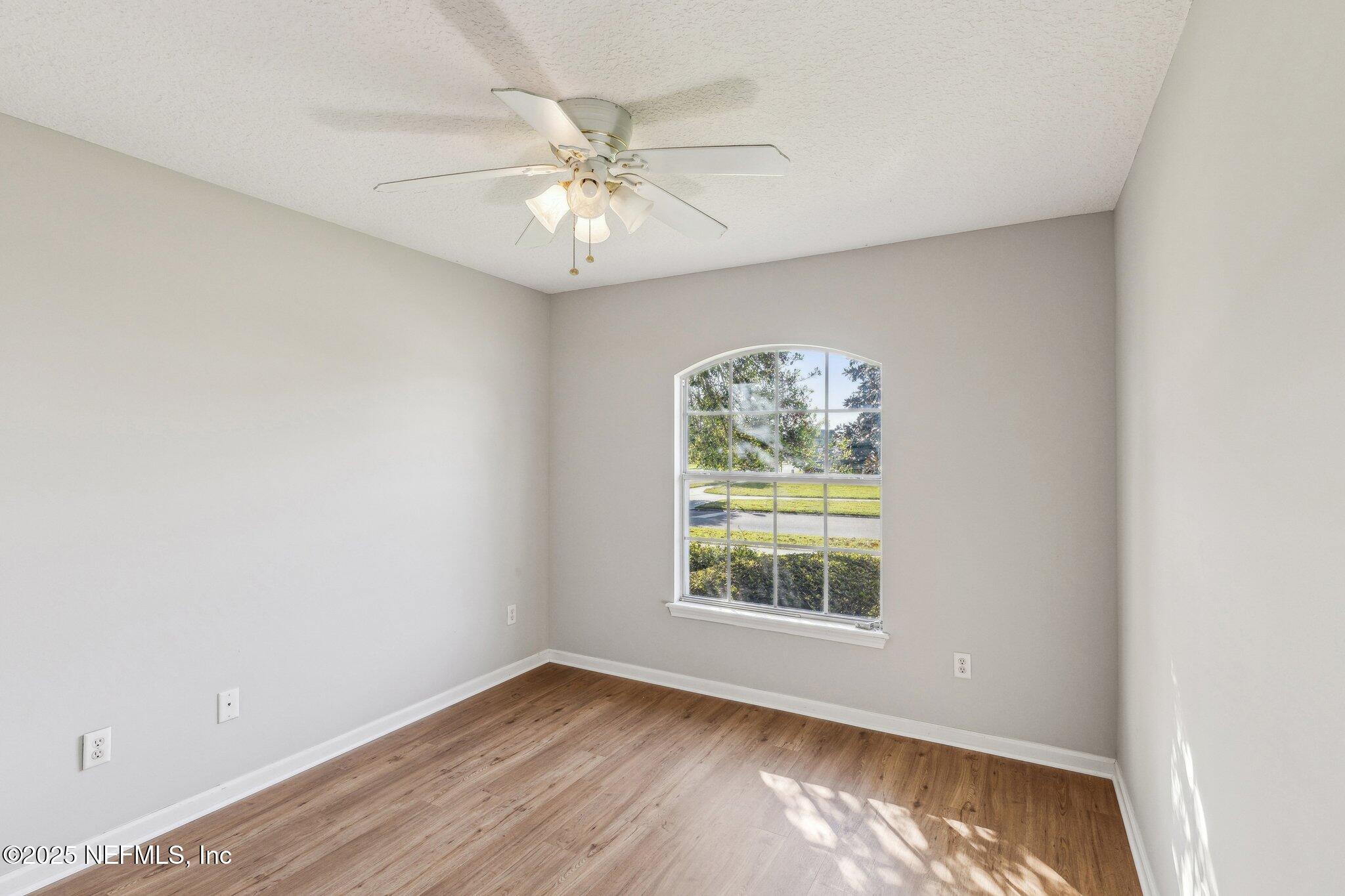 2423 ROYAL POINTE Drive