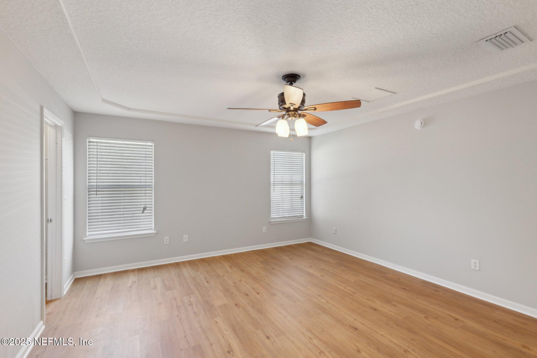 2423 ROYAL POINTE Drive