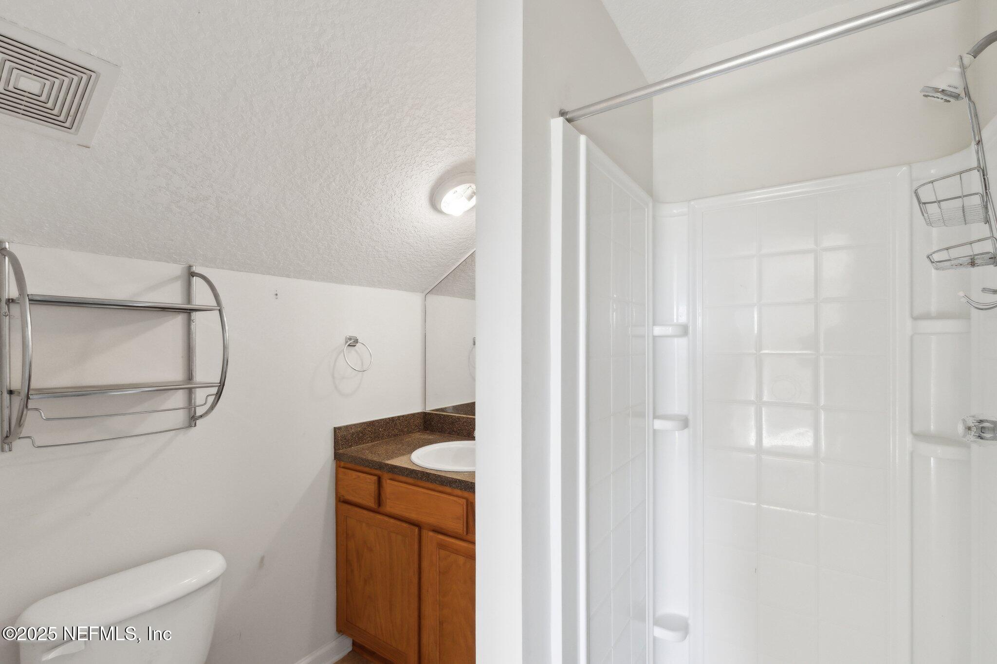 2423 ROYAL POINTE Drive