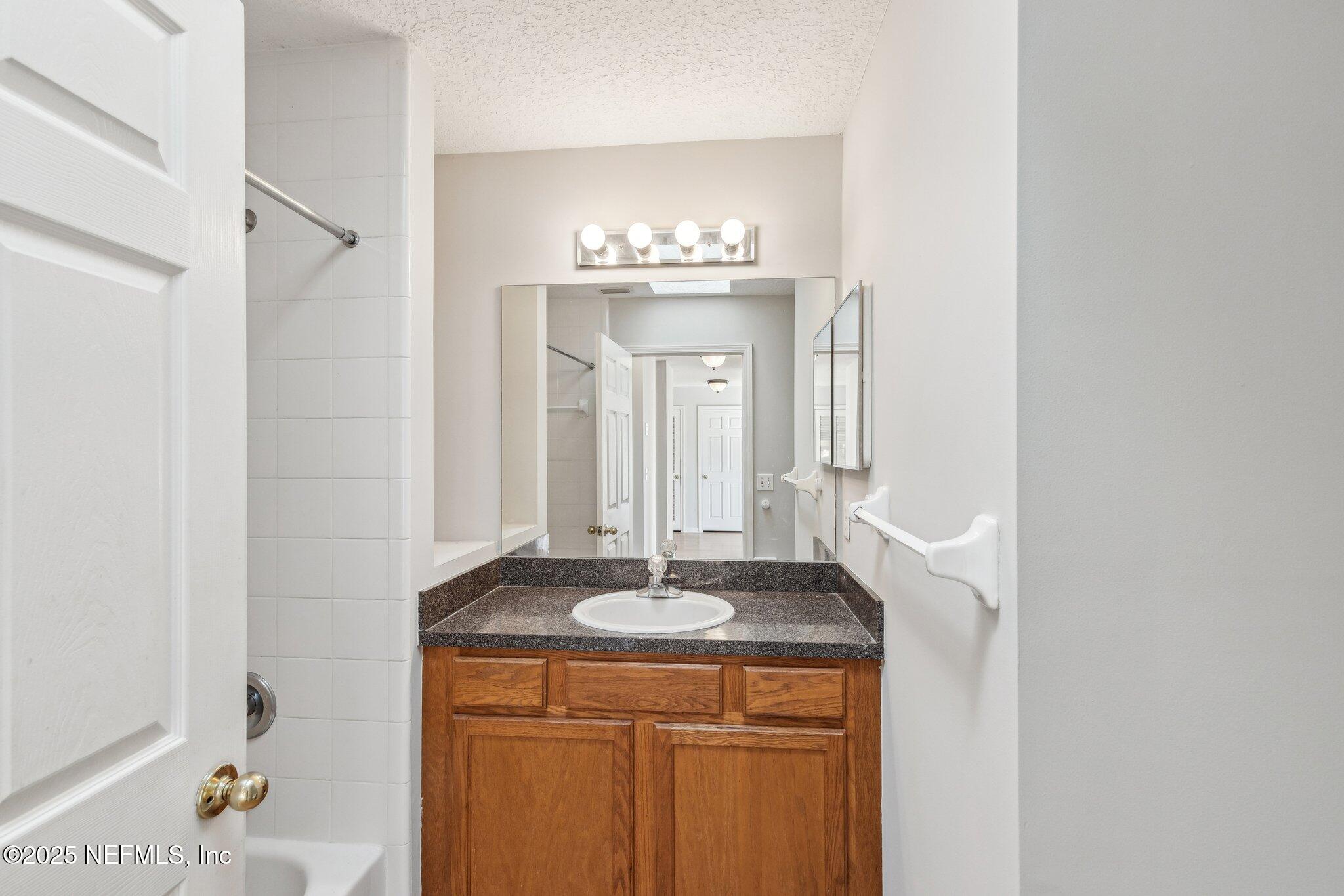 2423 ROYAL POINTE Drive