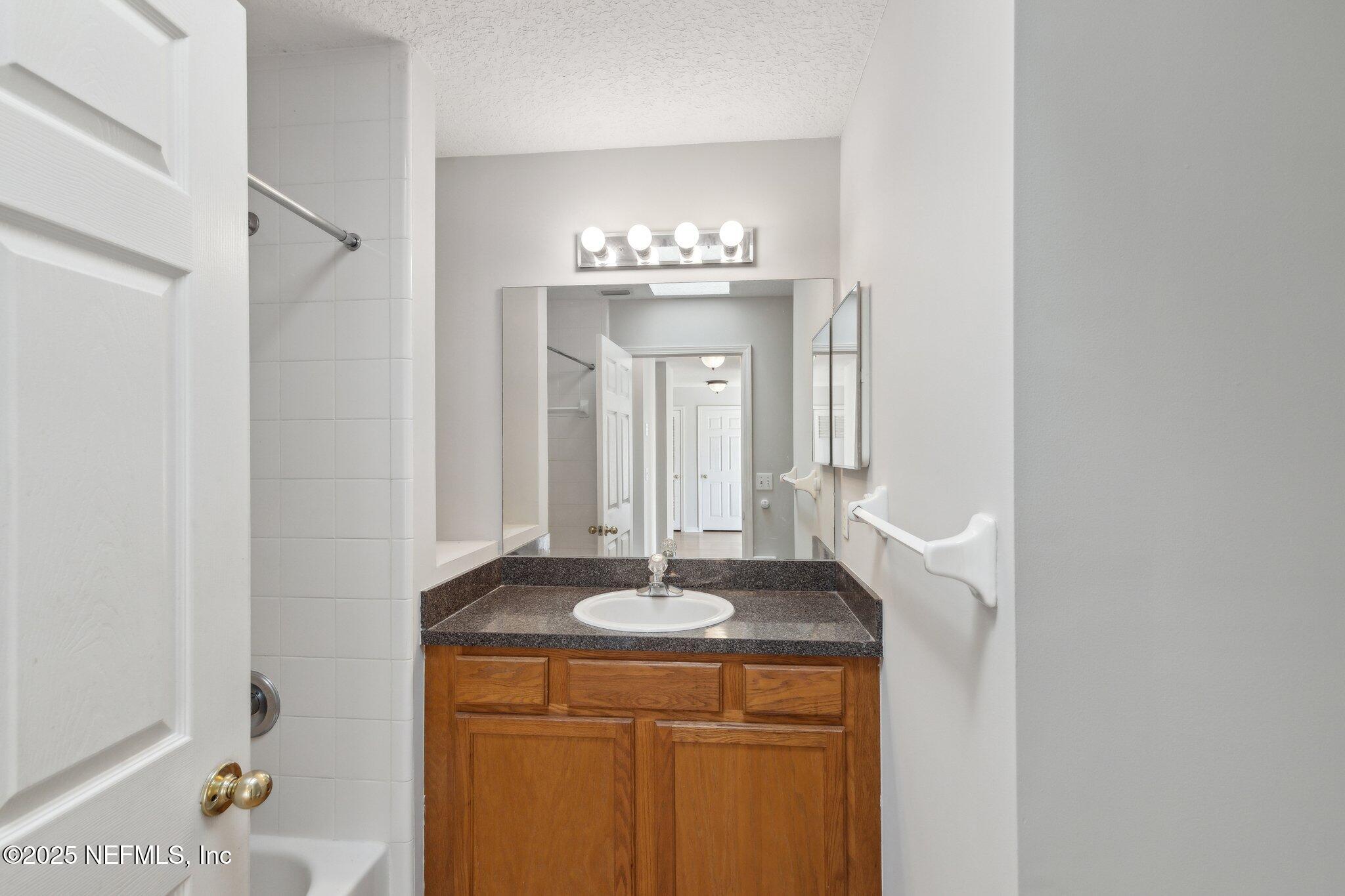 2423 ROYAL POINTE Drive