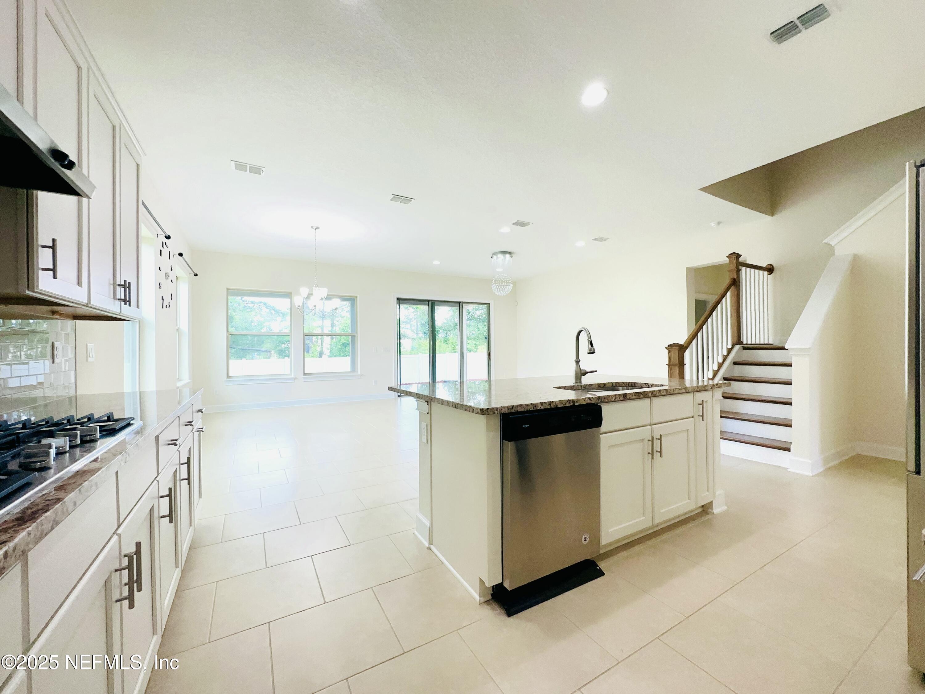 32 TALORI Avenue, St. Johns