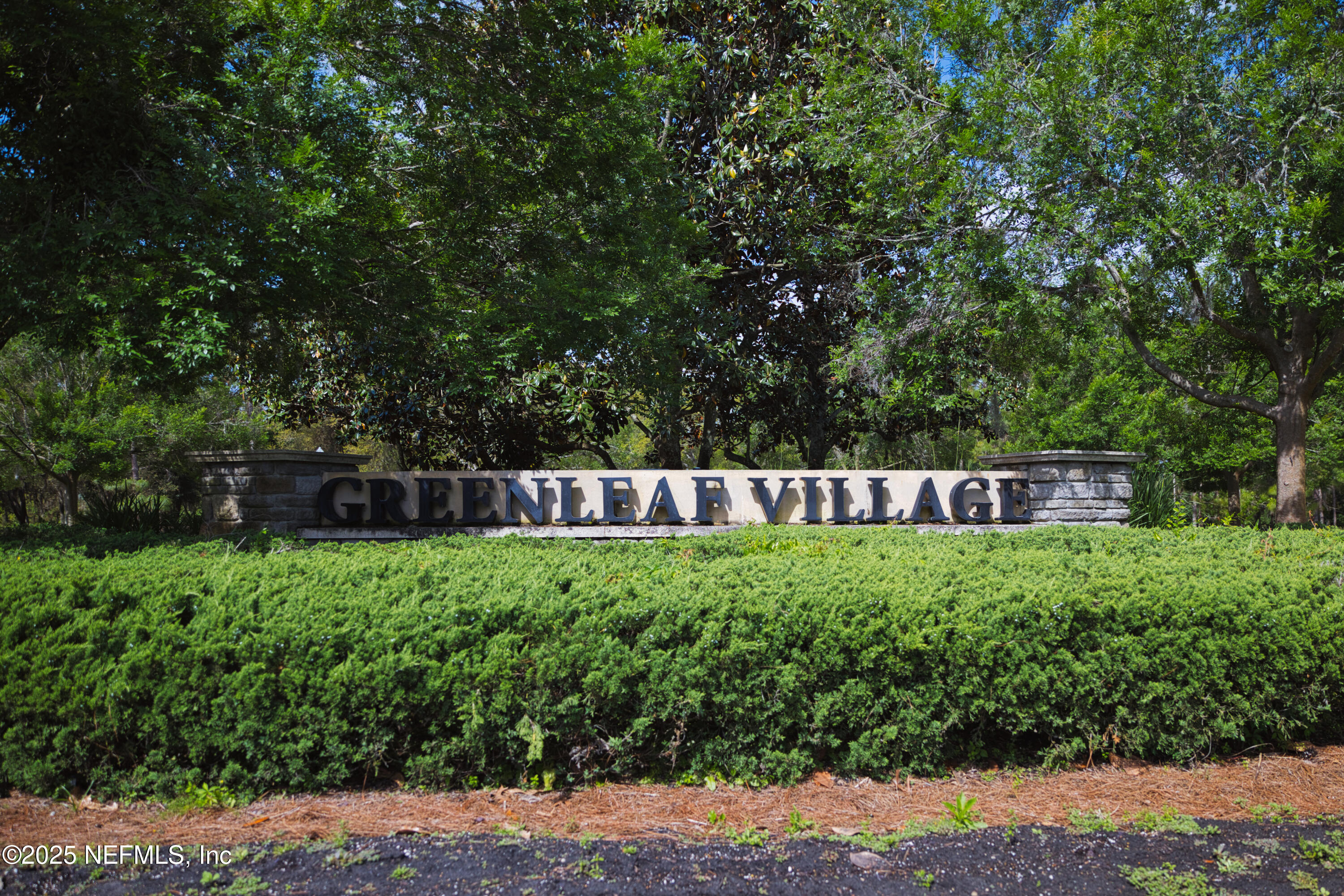 206 WOODLAND GREENS Drive