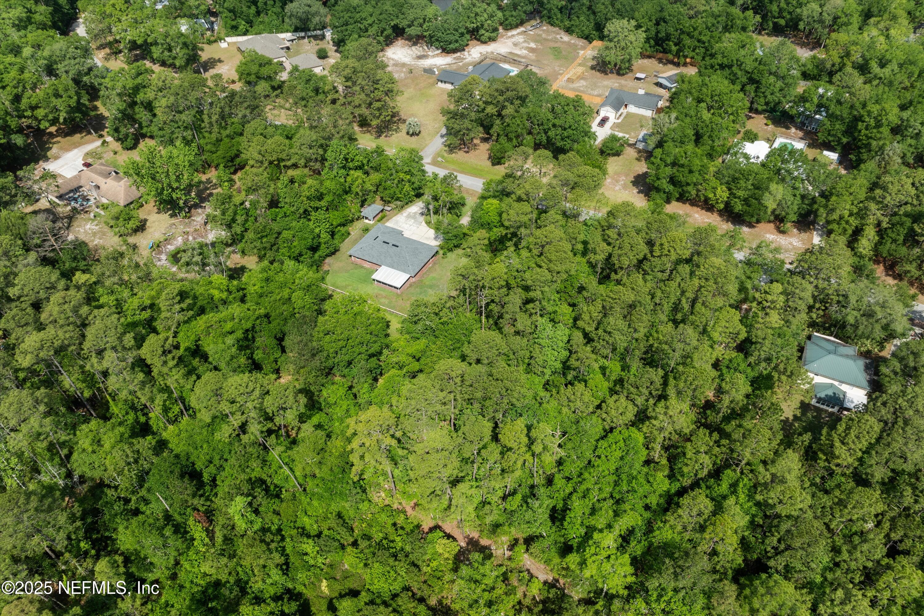 2717 POINSETTIA Avenue