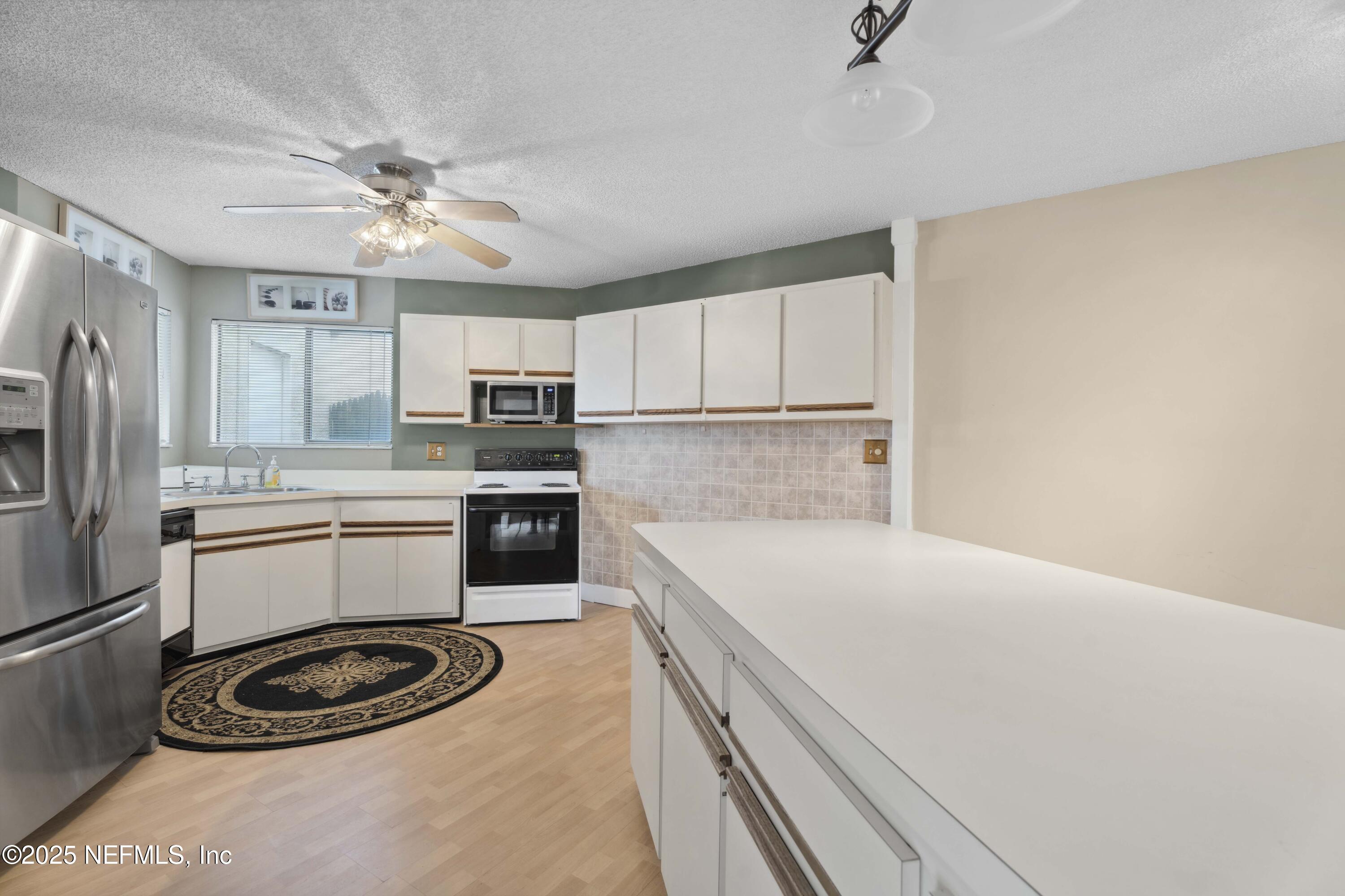 10030 S ROMAINE Circle