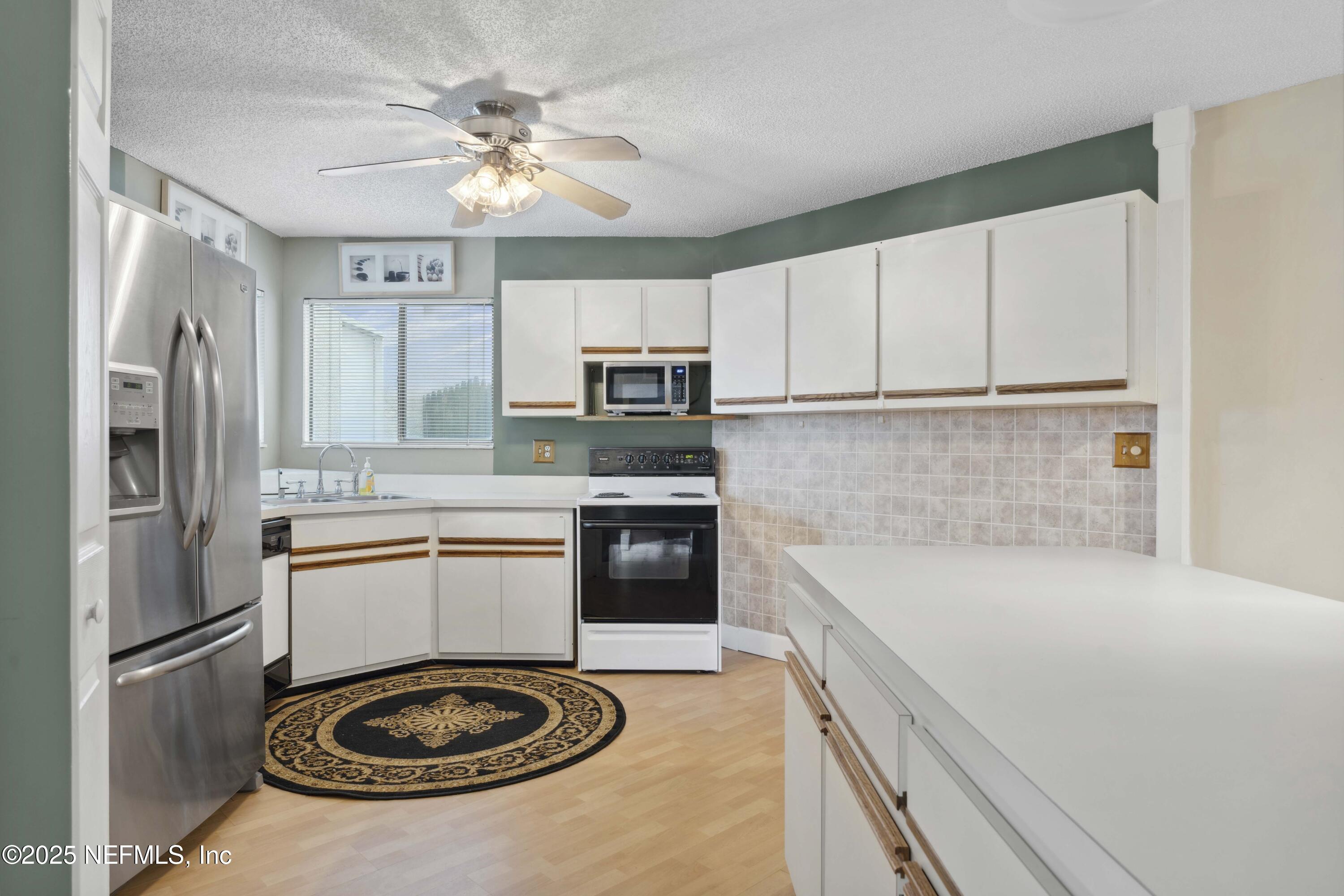 10030 S ROMAINE Circle
