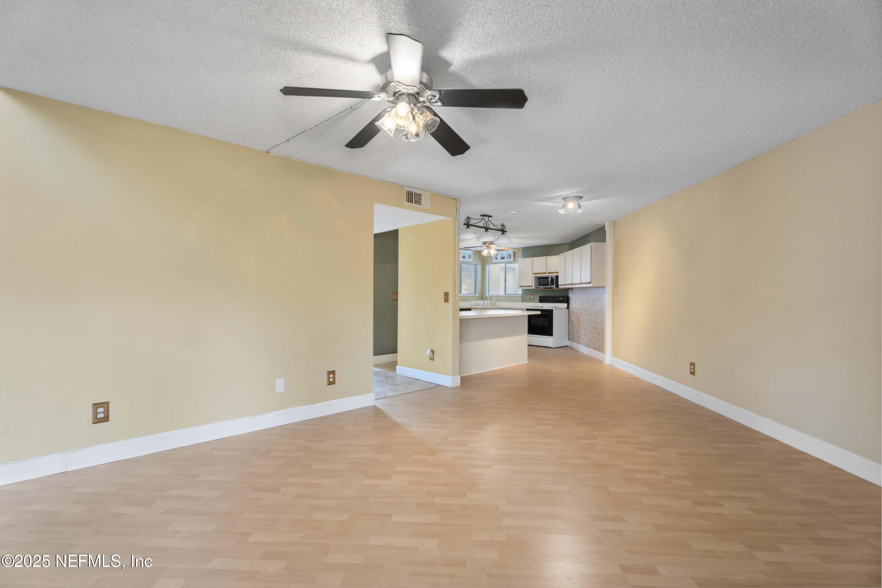 10030 S ROMAINE Circle