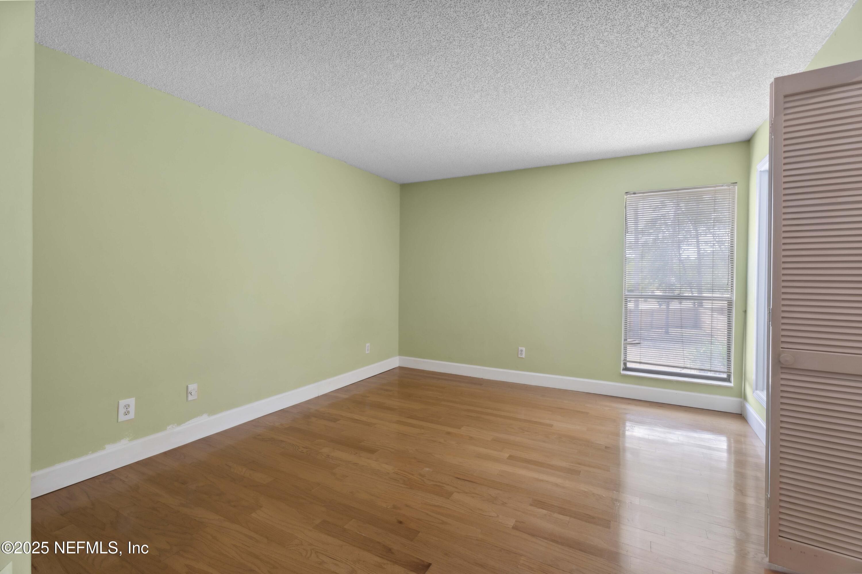 10030 S ROMAINE Circle