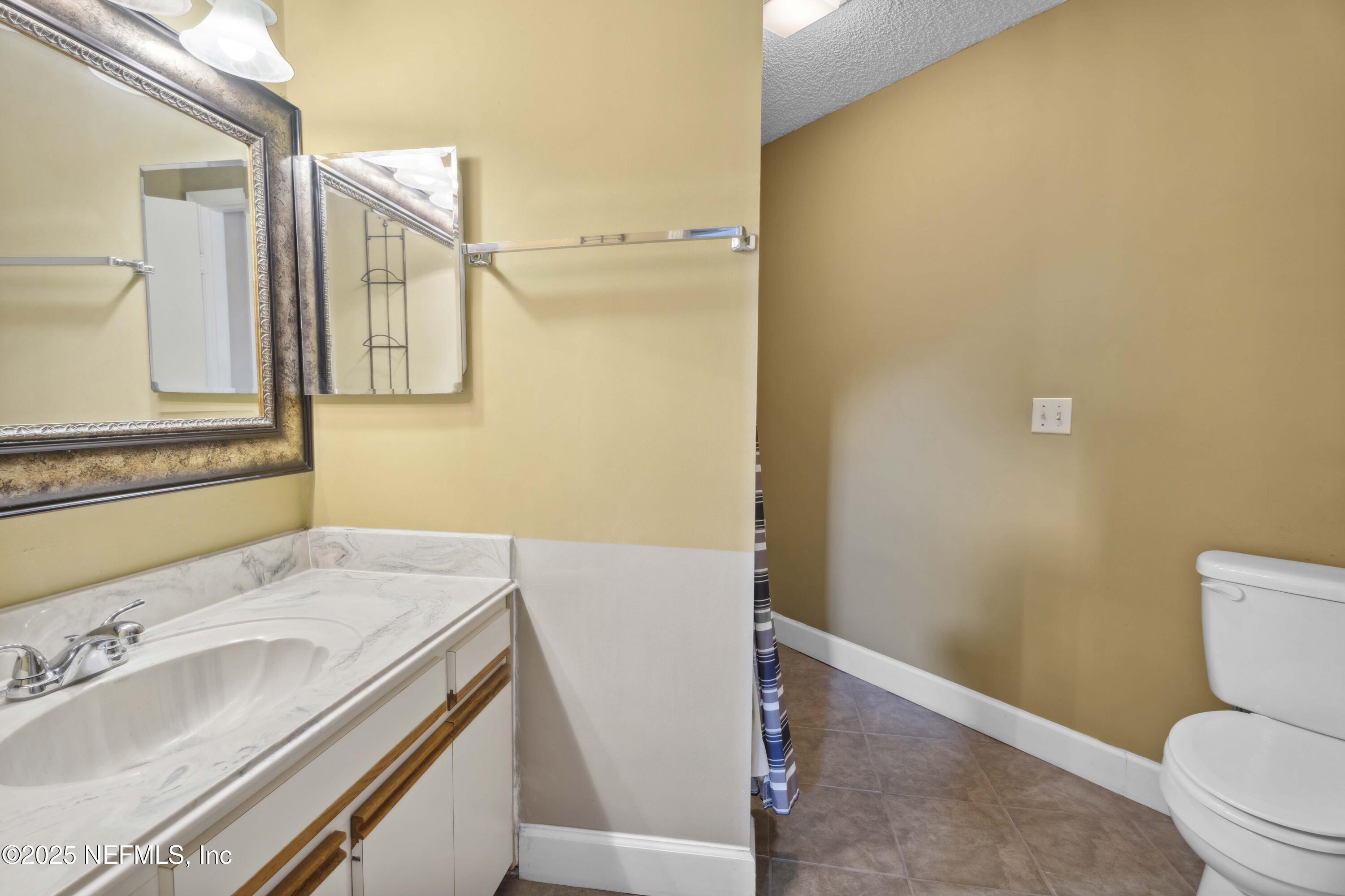 10030 S ROMAINE Circle