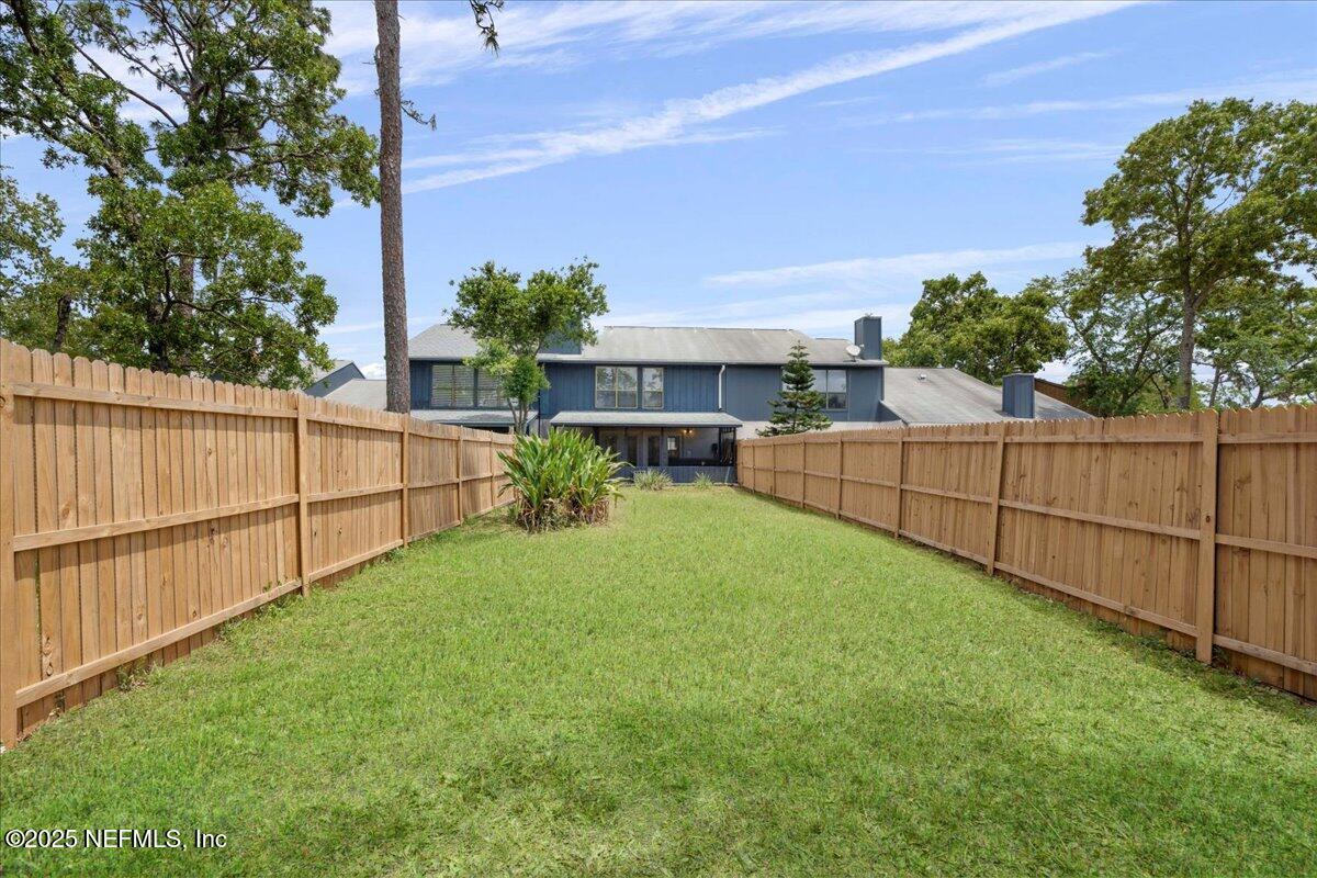 10030 S ROMAINE Circle