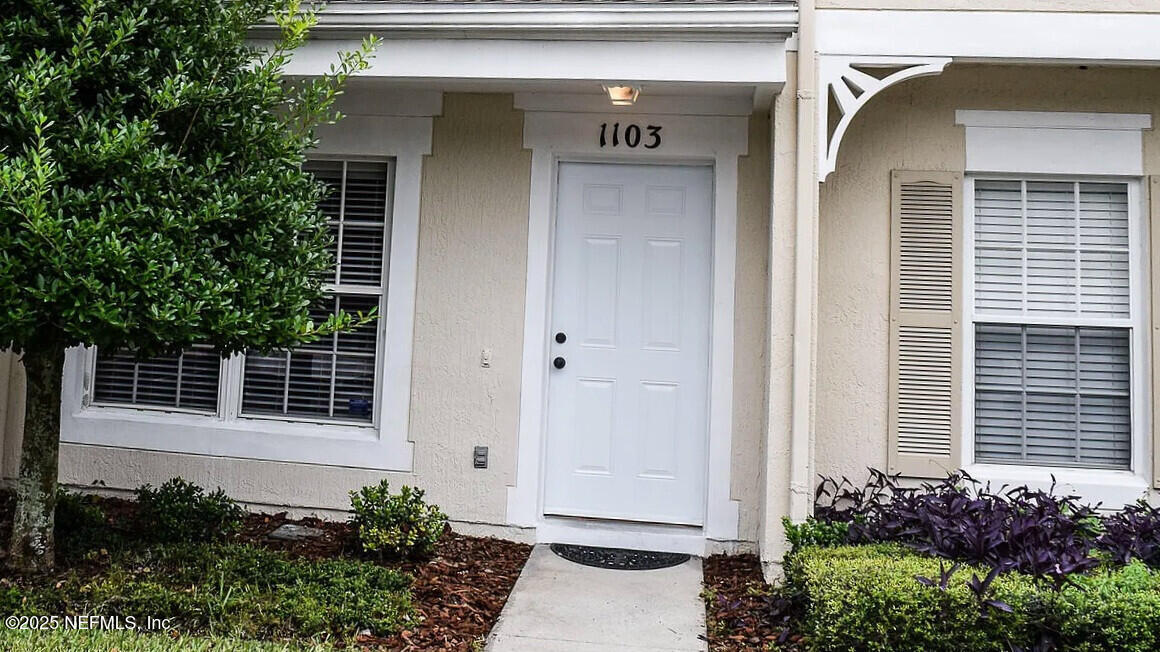 8230 N DAMES POINT CROSSING Boulevard N 1103