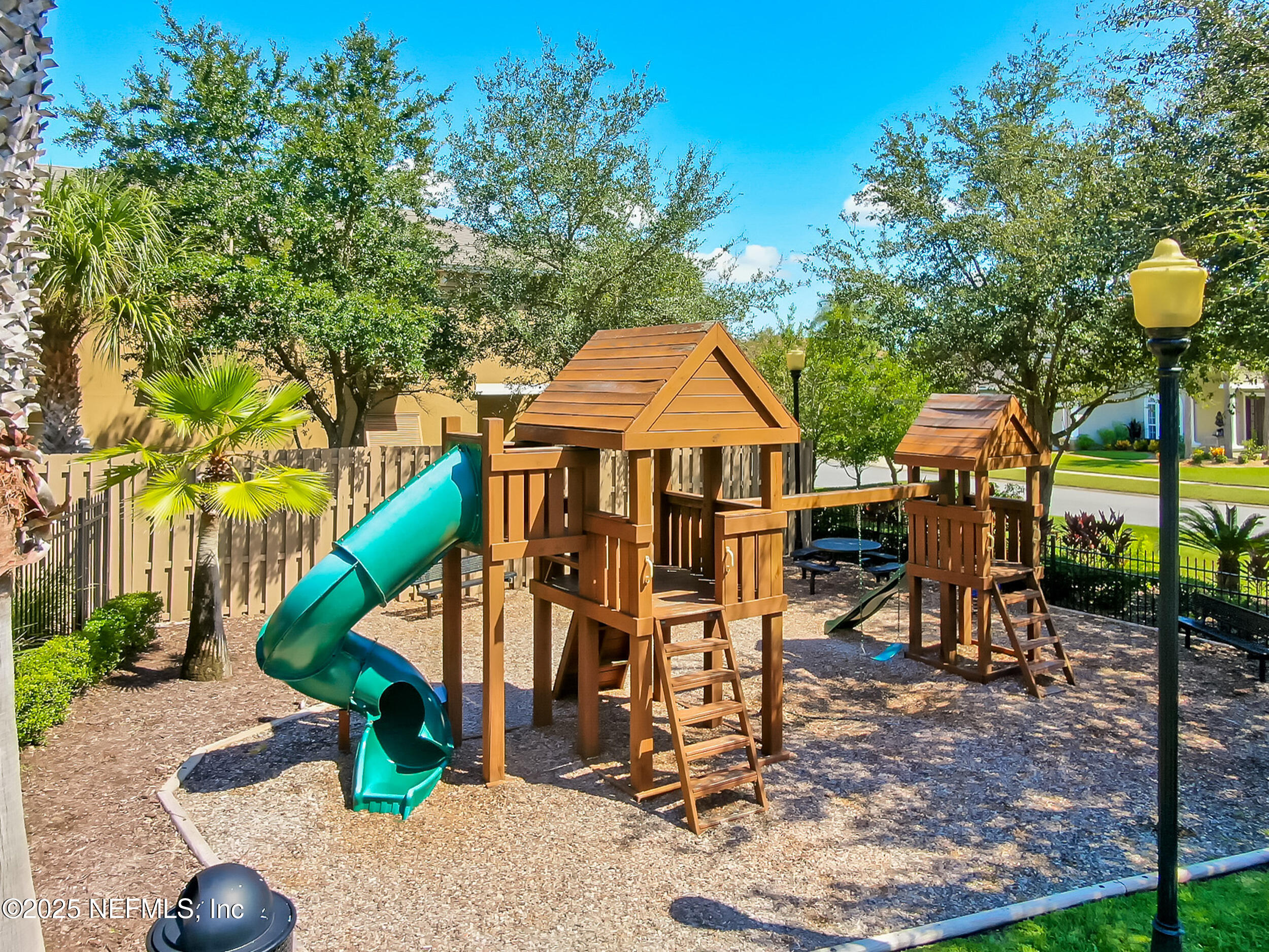 10065 ECTON Lane