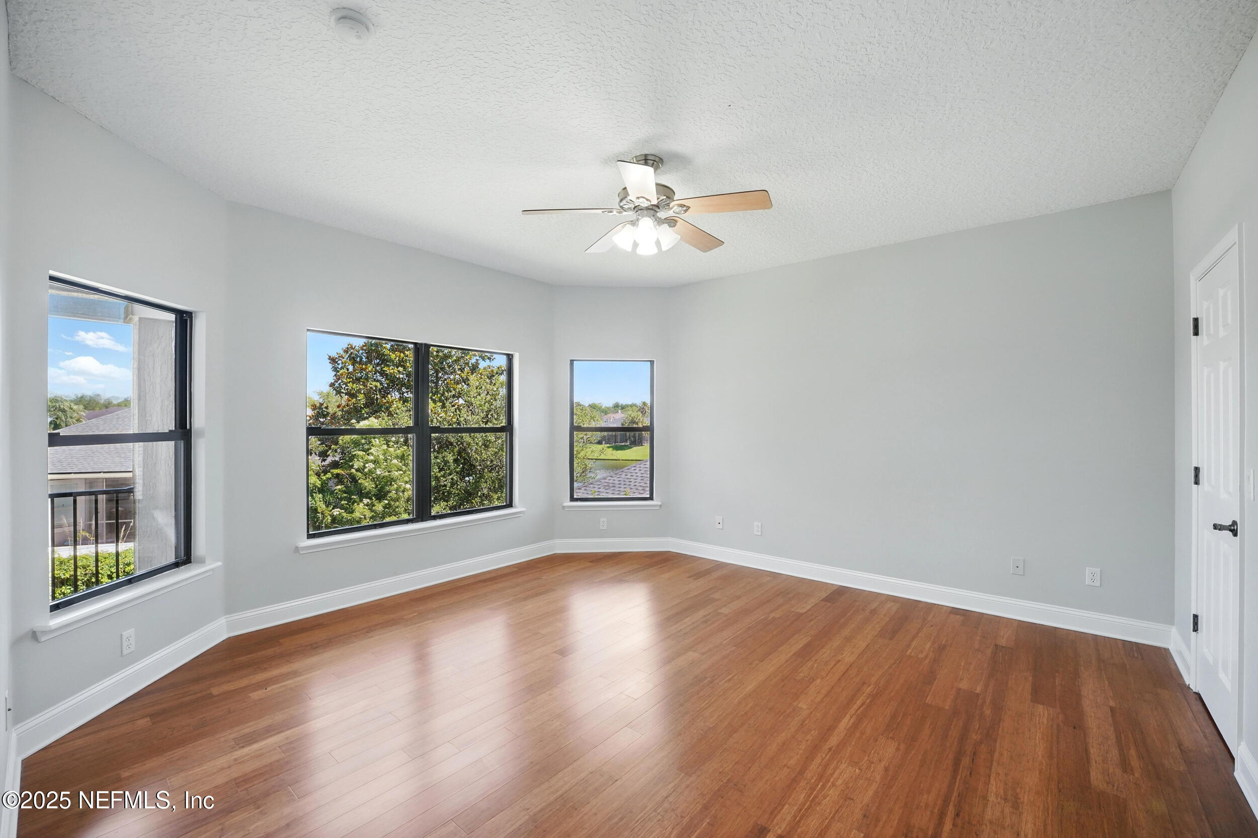10065 ECTON Lane