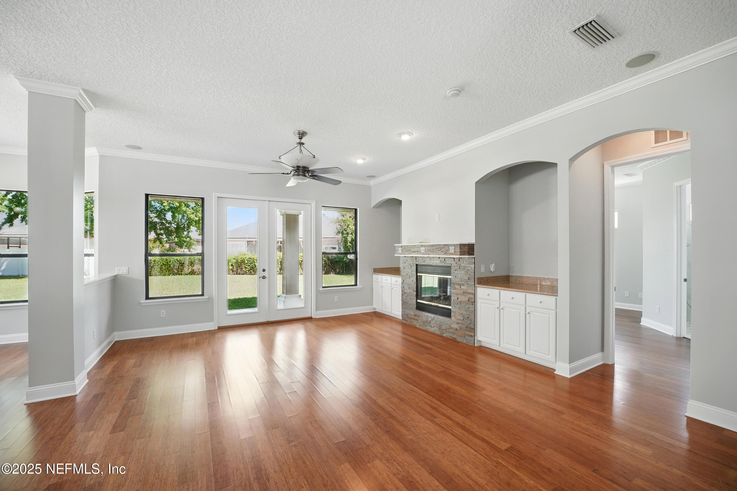 10065 ECTON Lane