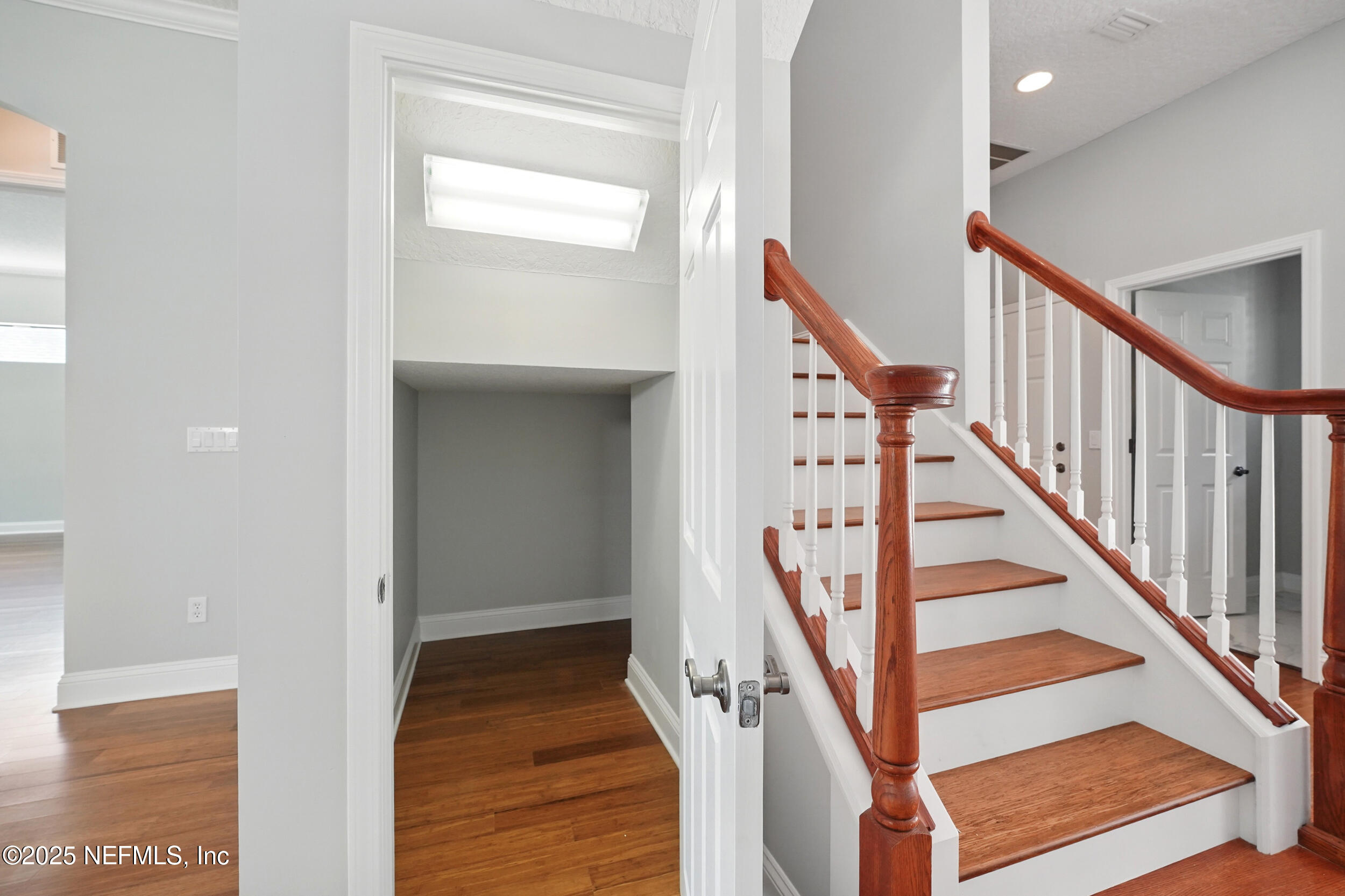 10065 ECTON Lane