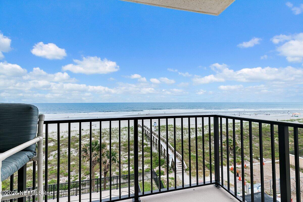 601 1ST Street 4H