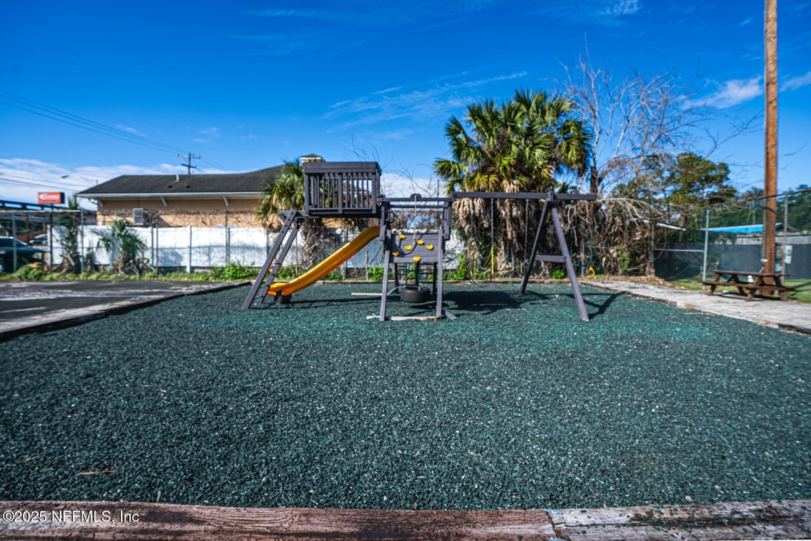 1530 EL PRADO Road 5