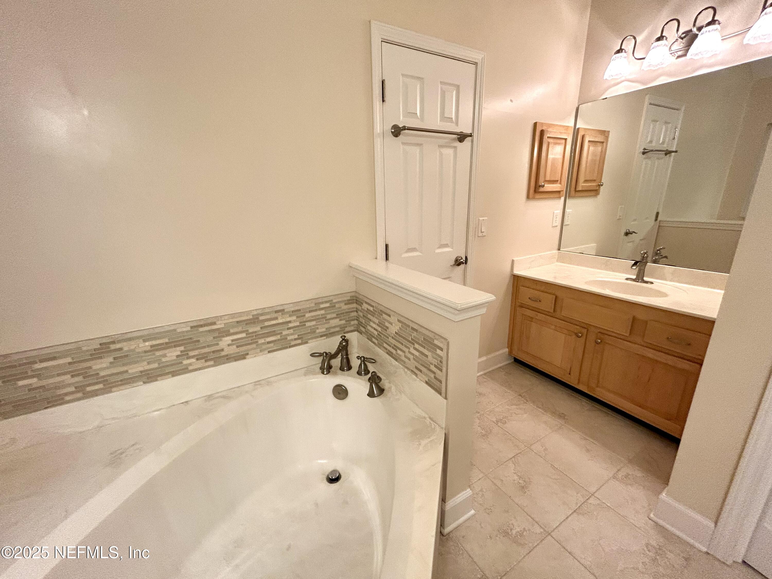 1717 RIVER PLANTATION Lane