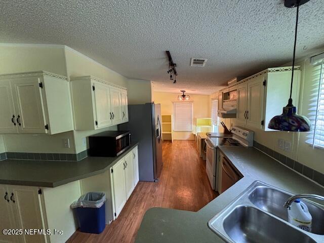 10145 E DEEP CREEK Boulevard
