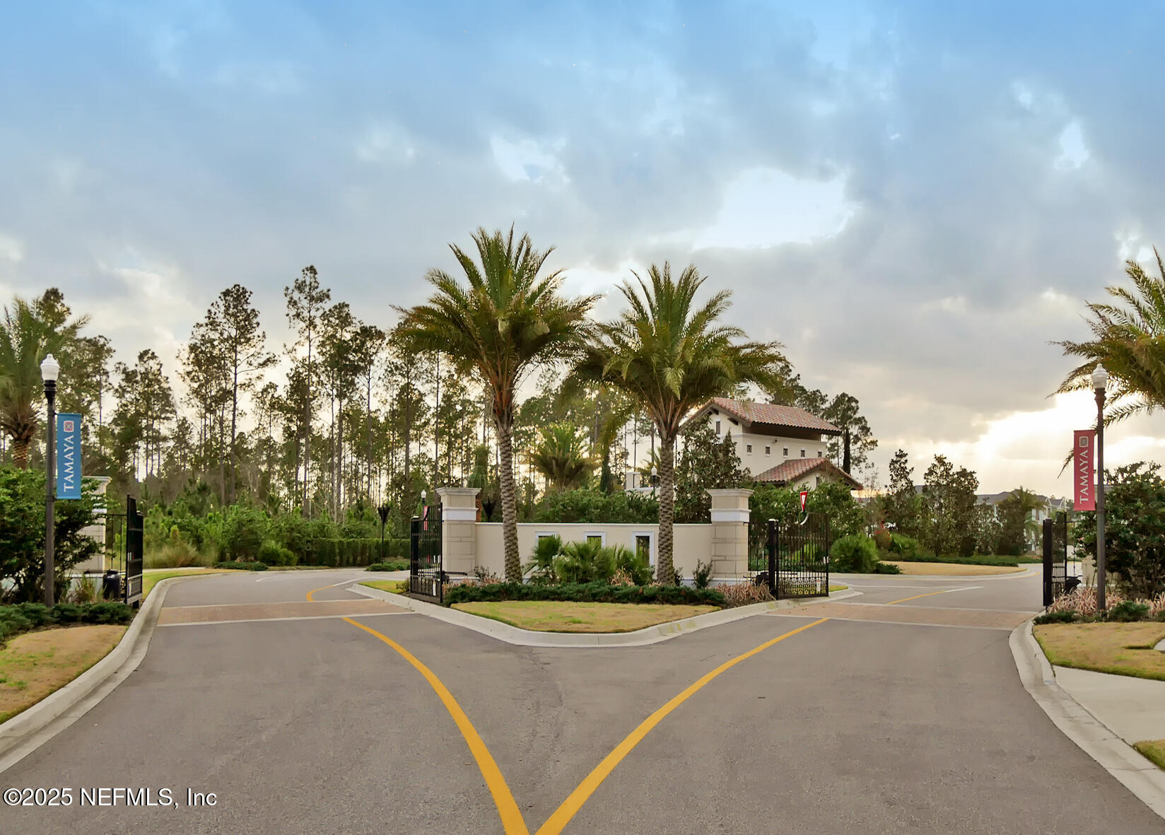 2883 CASSIA Lane