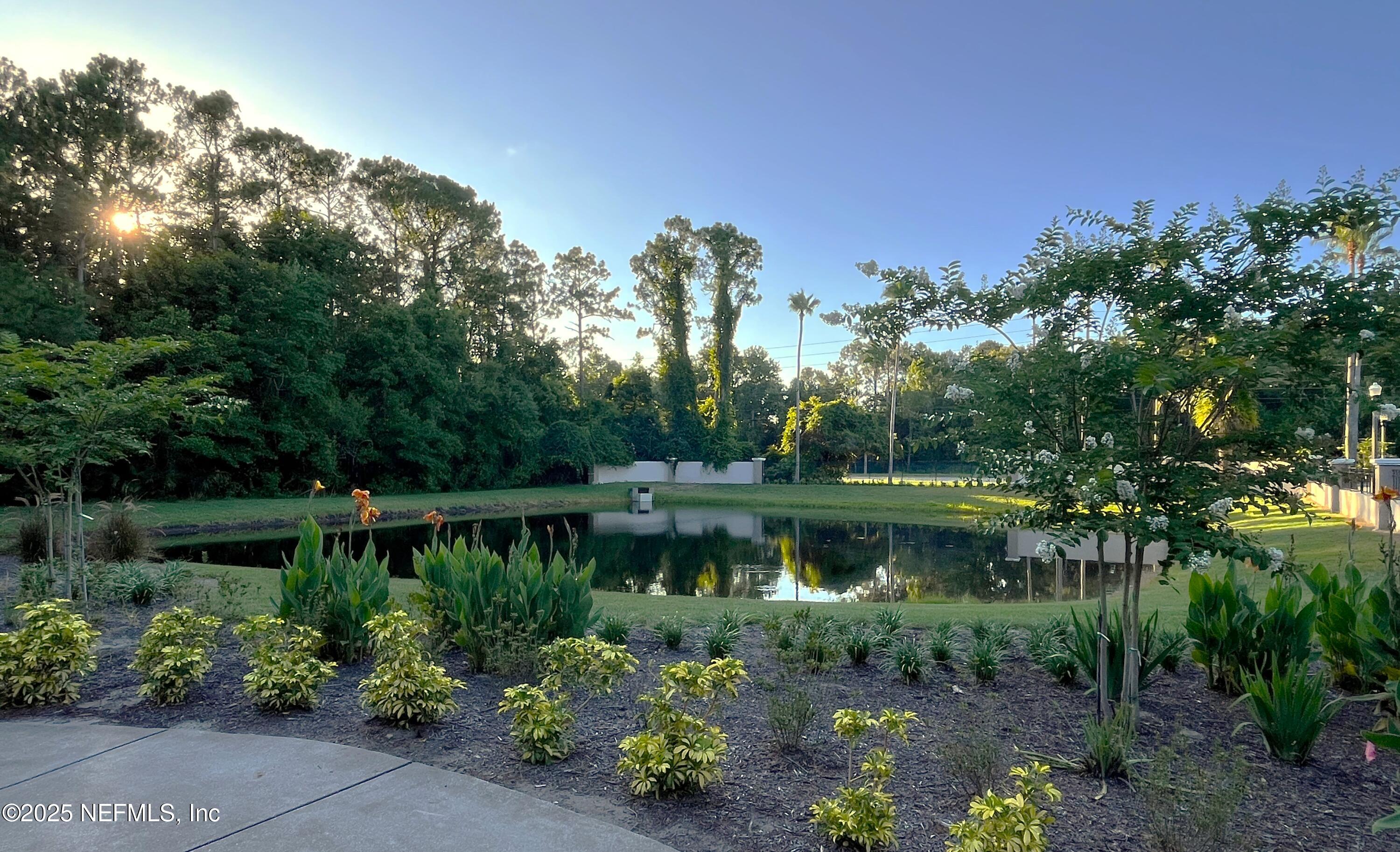 10550 BAYMEADOWS Road 425