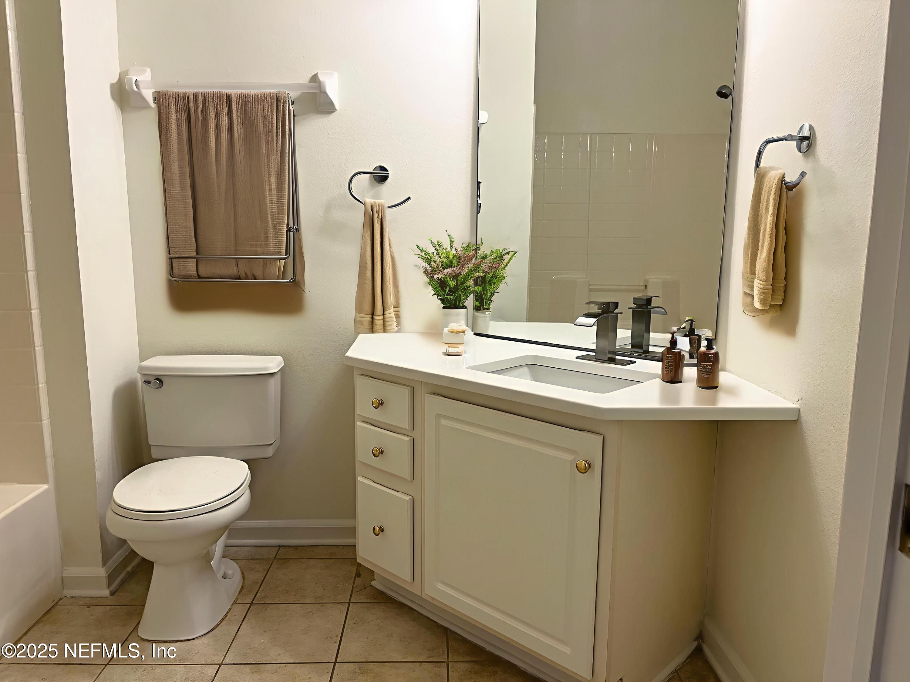 10550 BAYMEADOWS Road 425
