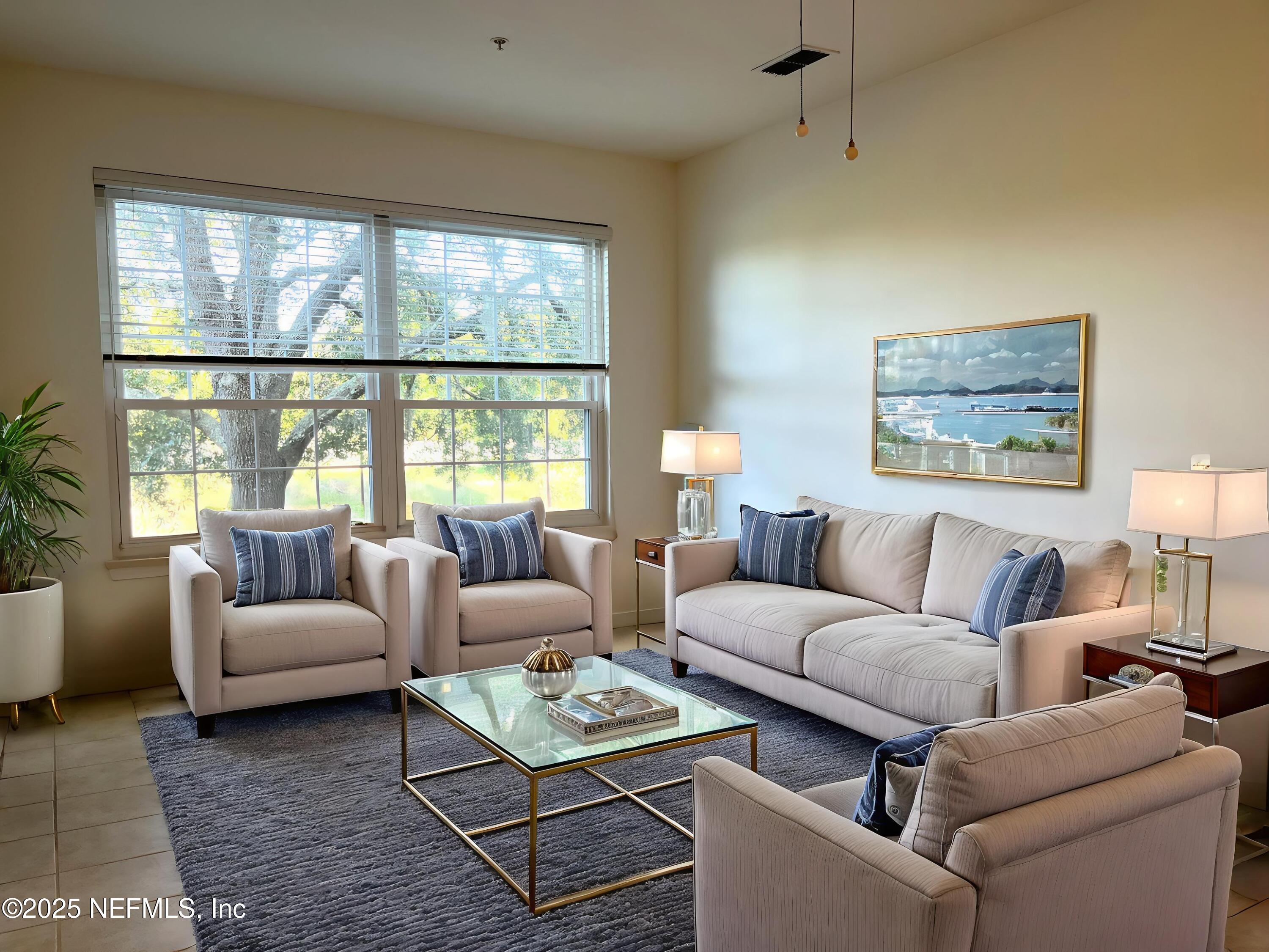 10550 BAYMEADOWS Road 425