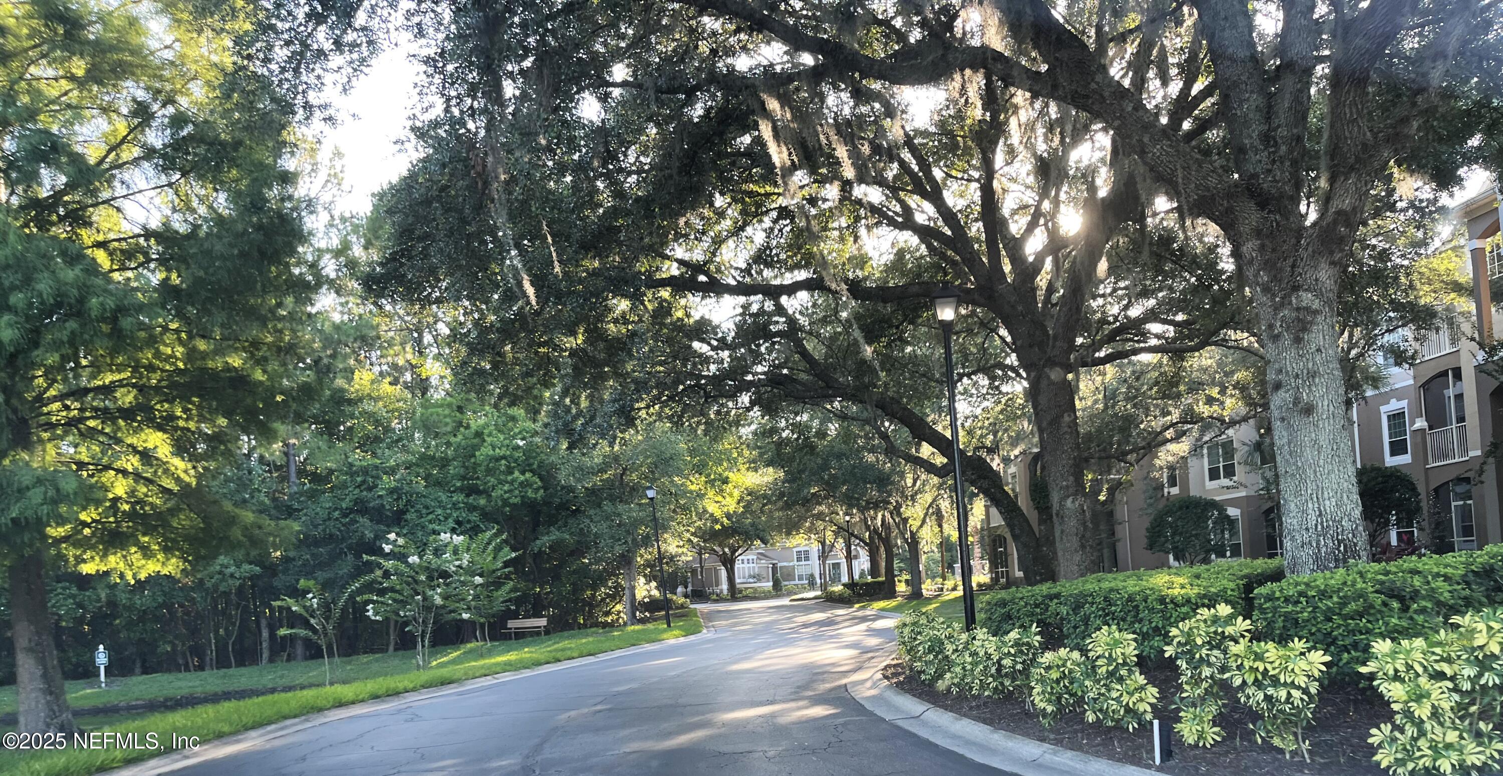 10550 BAYMEADOWS Road 425