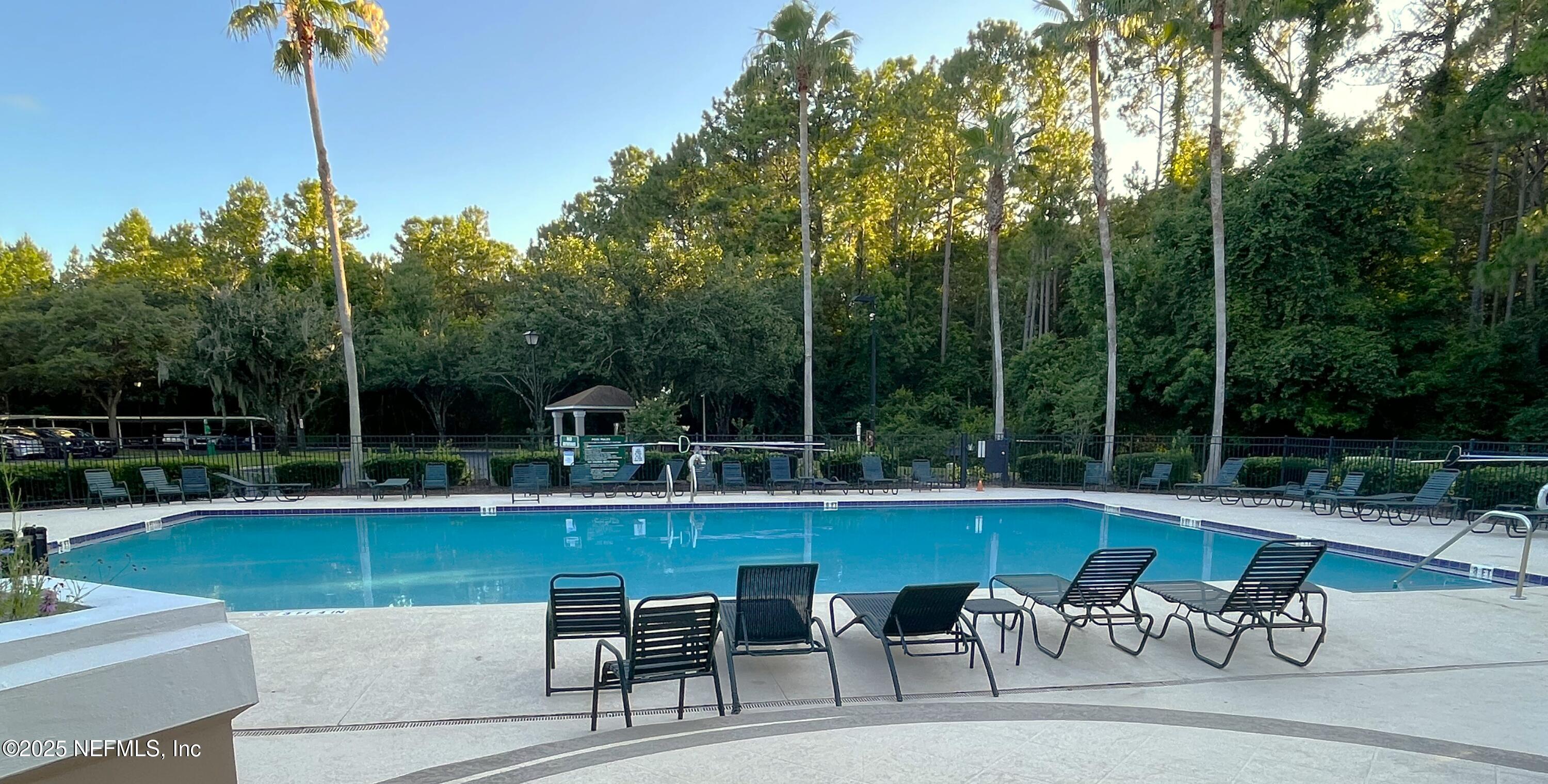 10550 BAYMEADOWS Road 425