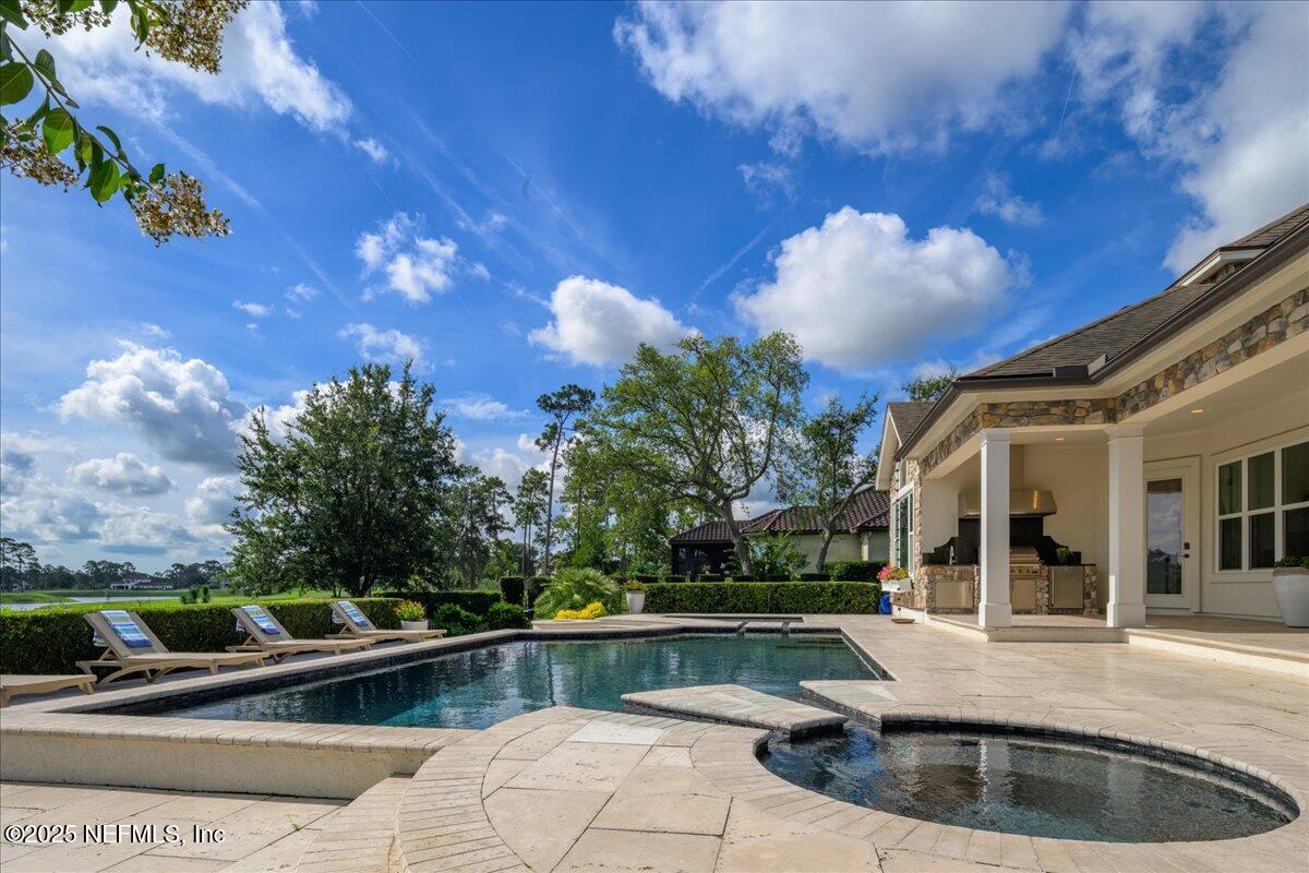 4413 HUNTERSTON Lane