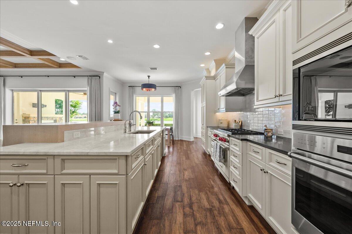 4413 HUNTERSTON Lane